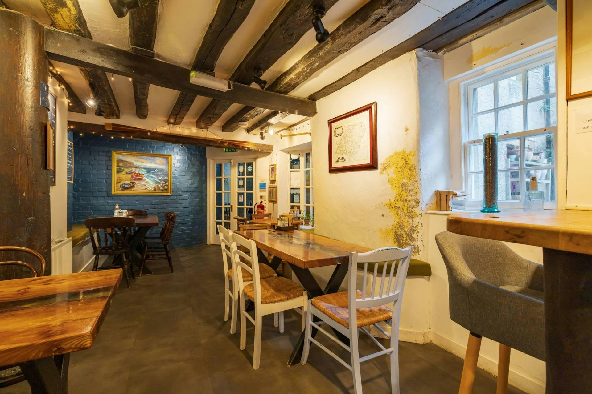 The Port House Cafe,10b Shorehead, Portsoy, Banff, AB45 2PB