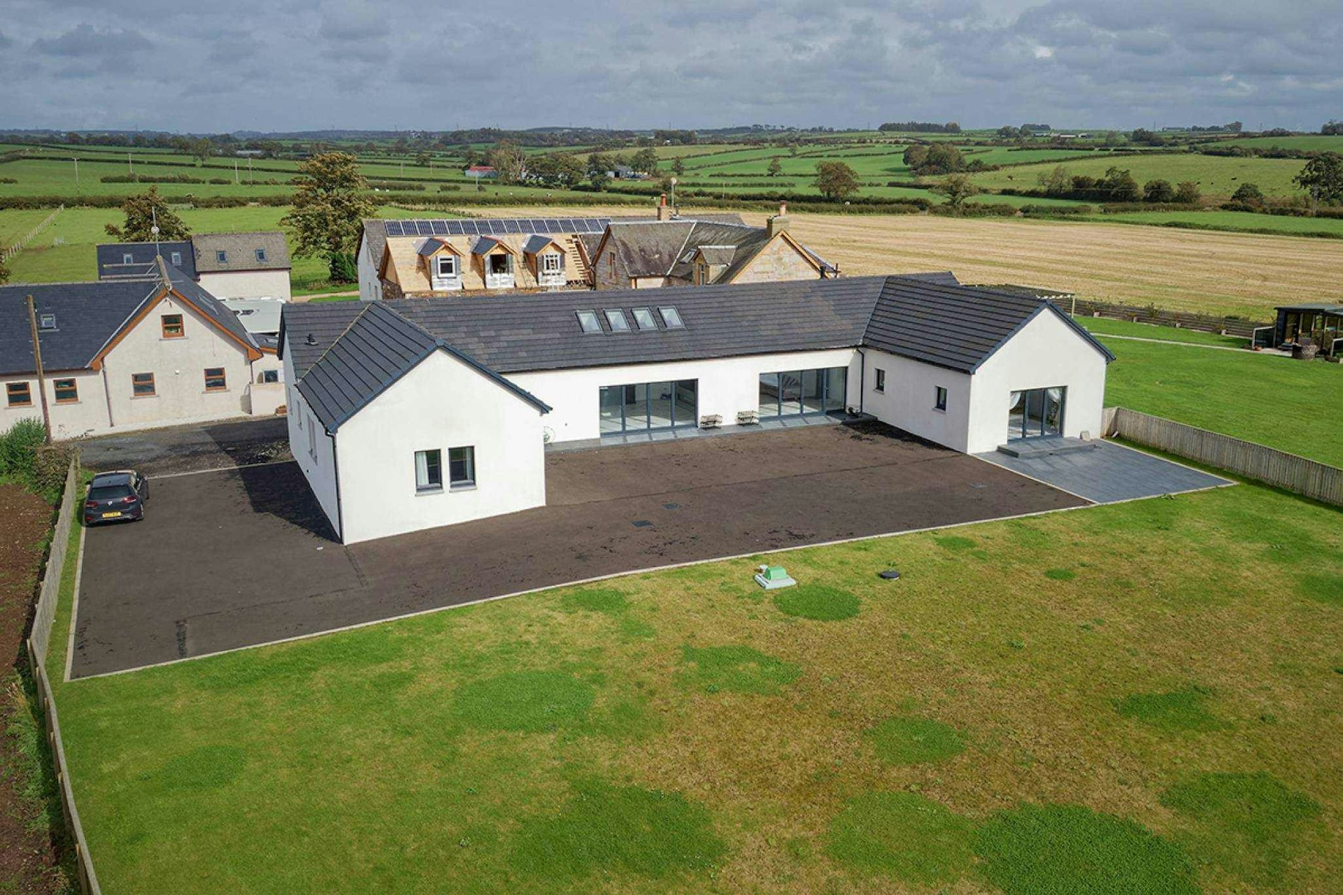Bairn 2 Mid Lambroughton Farmhouse, Kilmaurs, By Kilmaurs, KA3 2PL