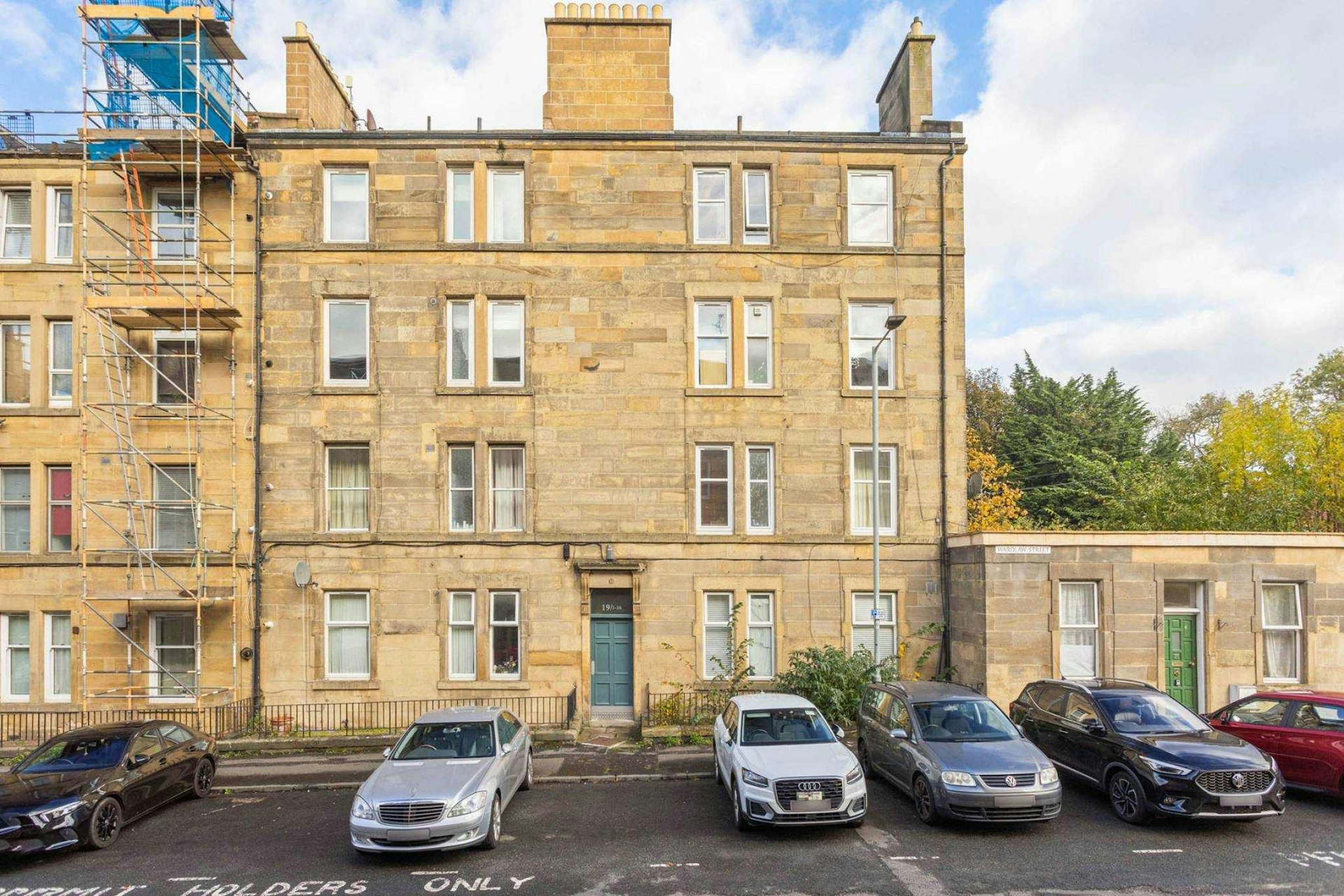 19/5 Wardlaw Street, Gorgie, Edinburgh, EH11 1TN