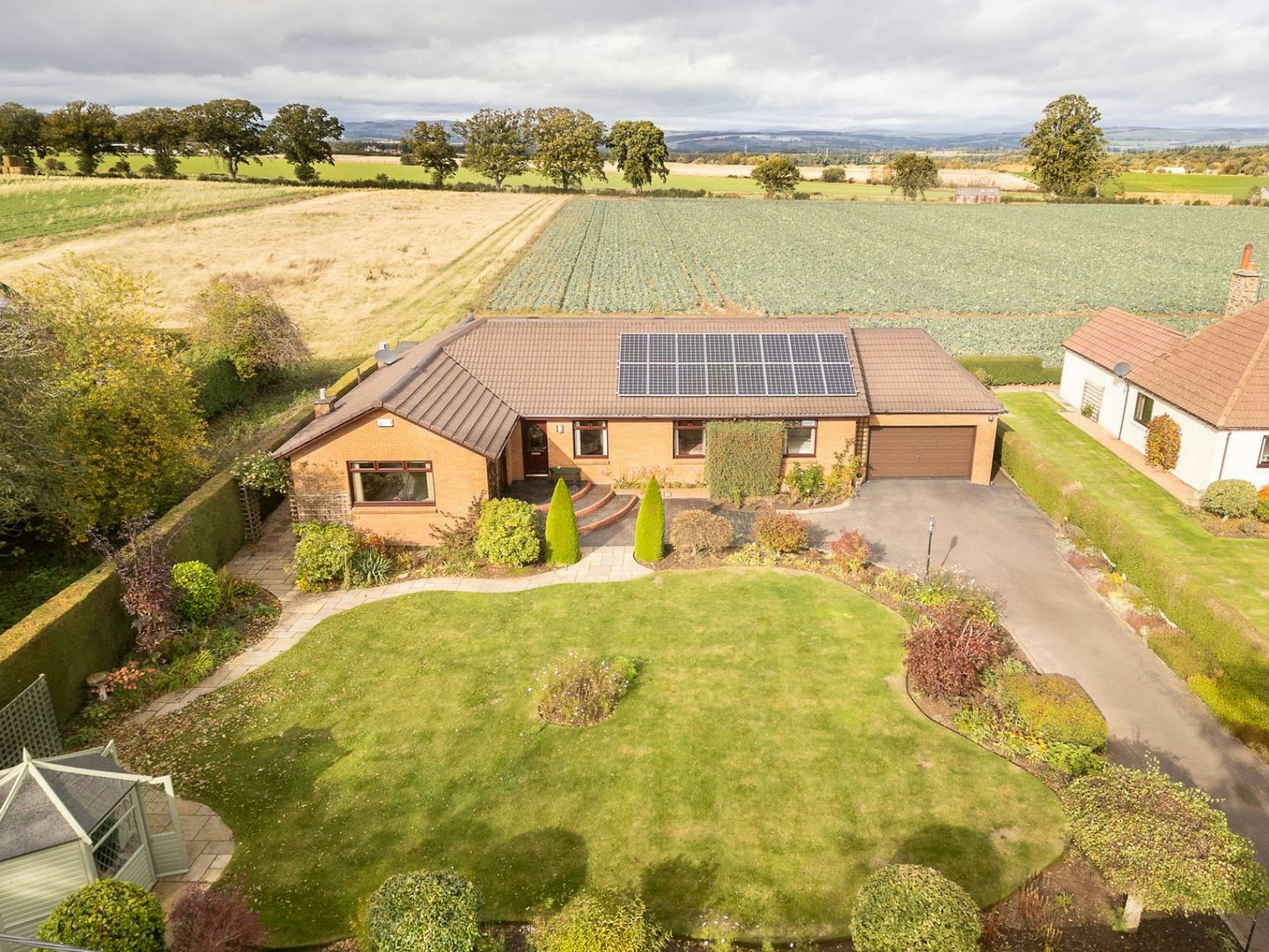 Neidpath Whitelea Road, Burrelton, Blairgowrie, PH13 9NY
