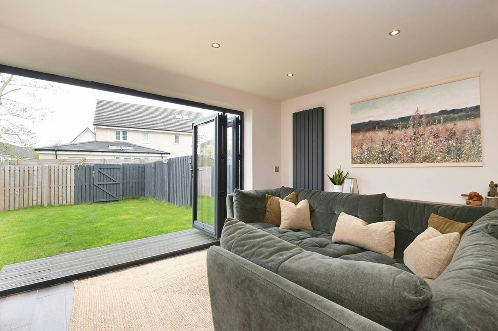 12 Skerryvore Loan, Fairmilehead, Edinburgh, EH10 6TX