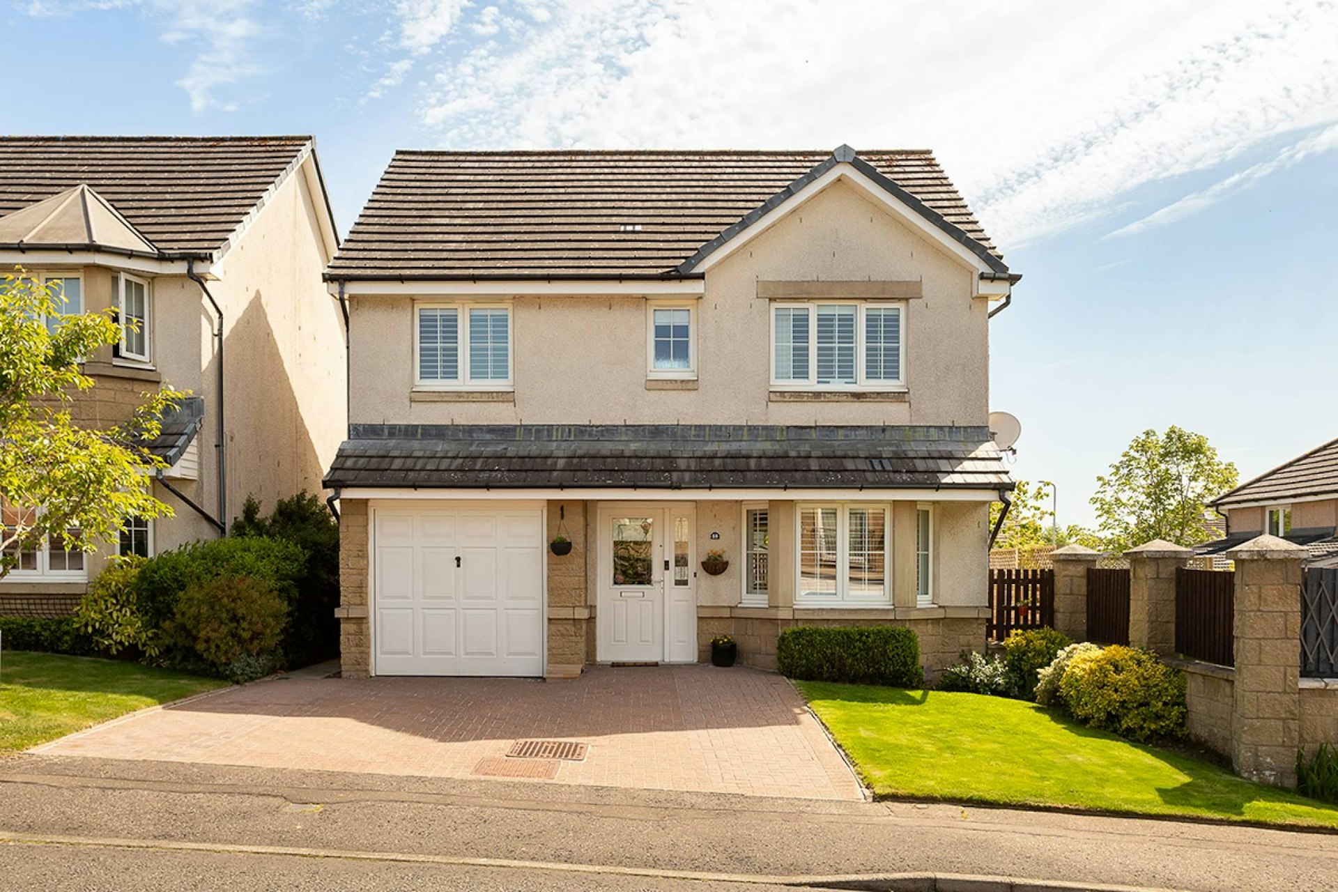 18 Bennachie Way, Duloch, Dunfermline, KY11 8JA