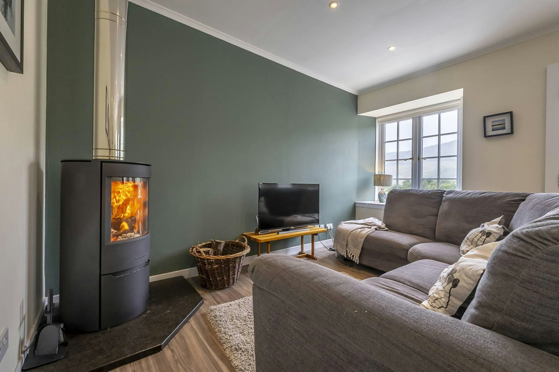 Rowallan, 329 Pittentrail, Rogart, IV28 3TU