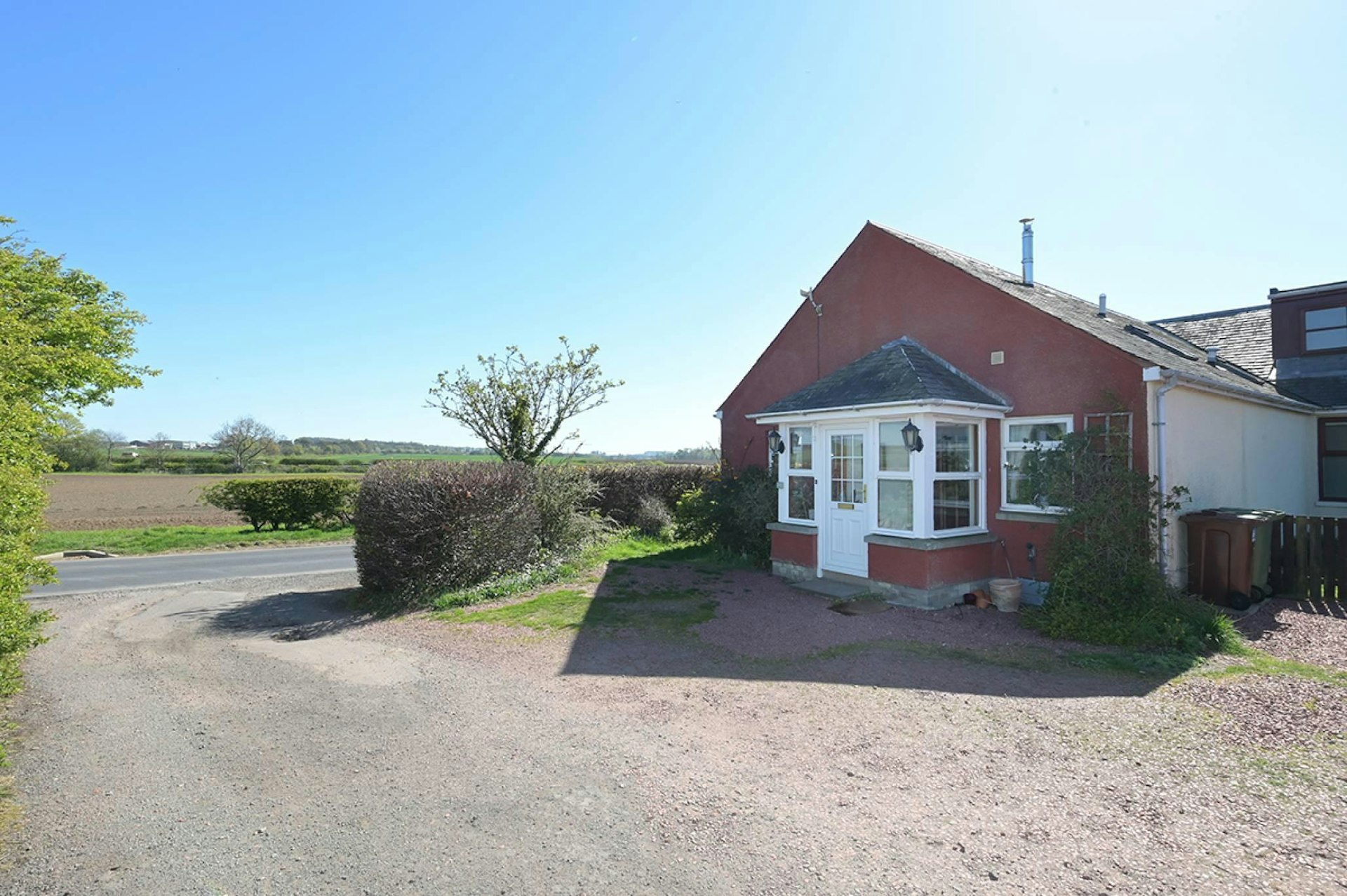 1 Waughton Farm Cottages, East Lothian, EH40 3DY