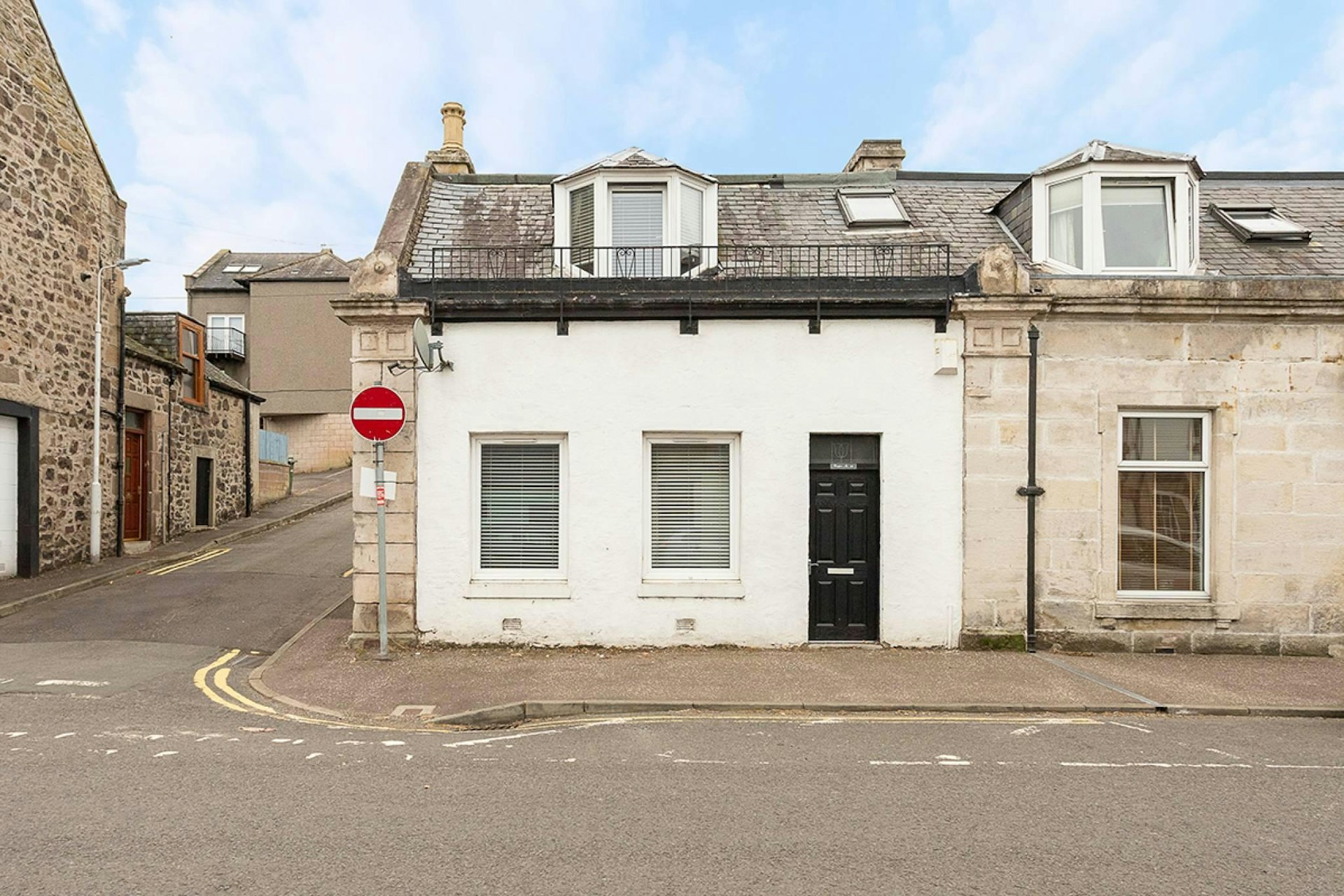 25 Castle Street, Tayport, Dundee, DD6 9AE