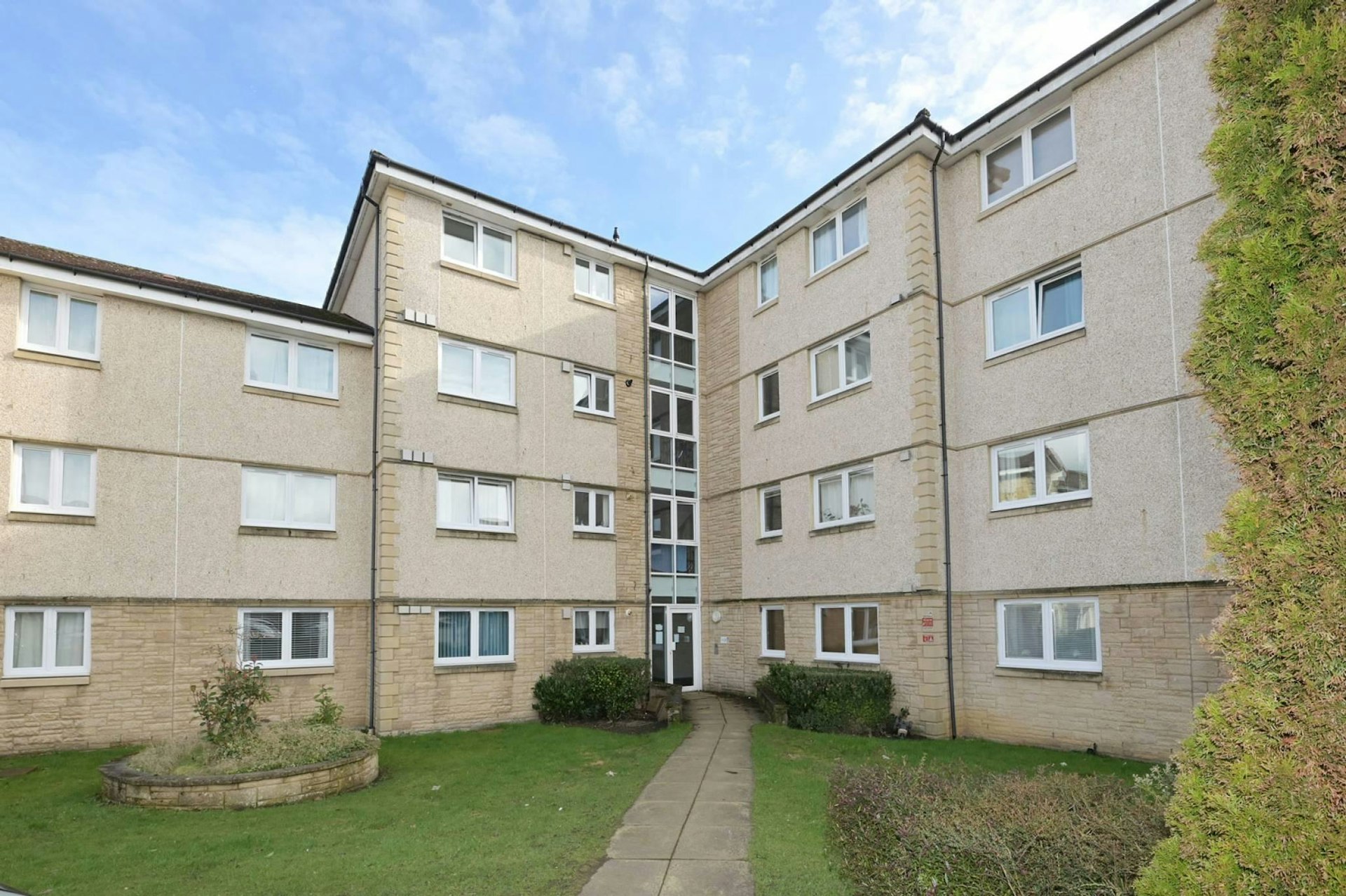 24 Newlands Court, Bathgate, EH48 2GD