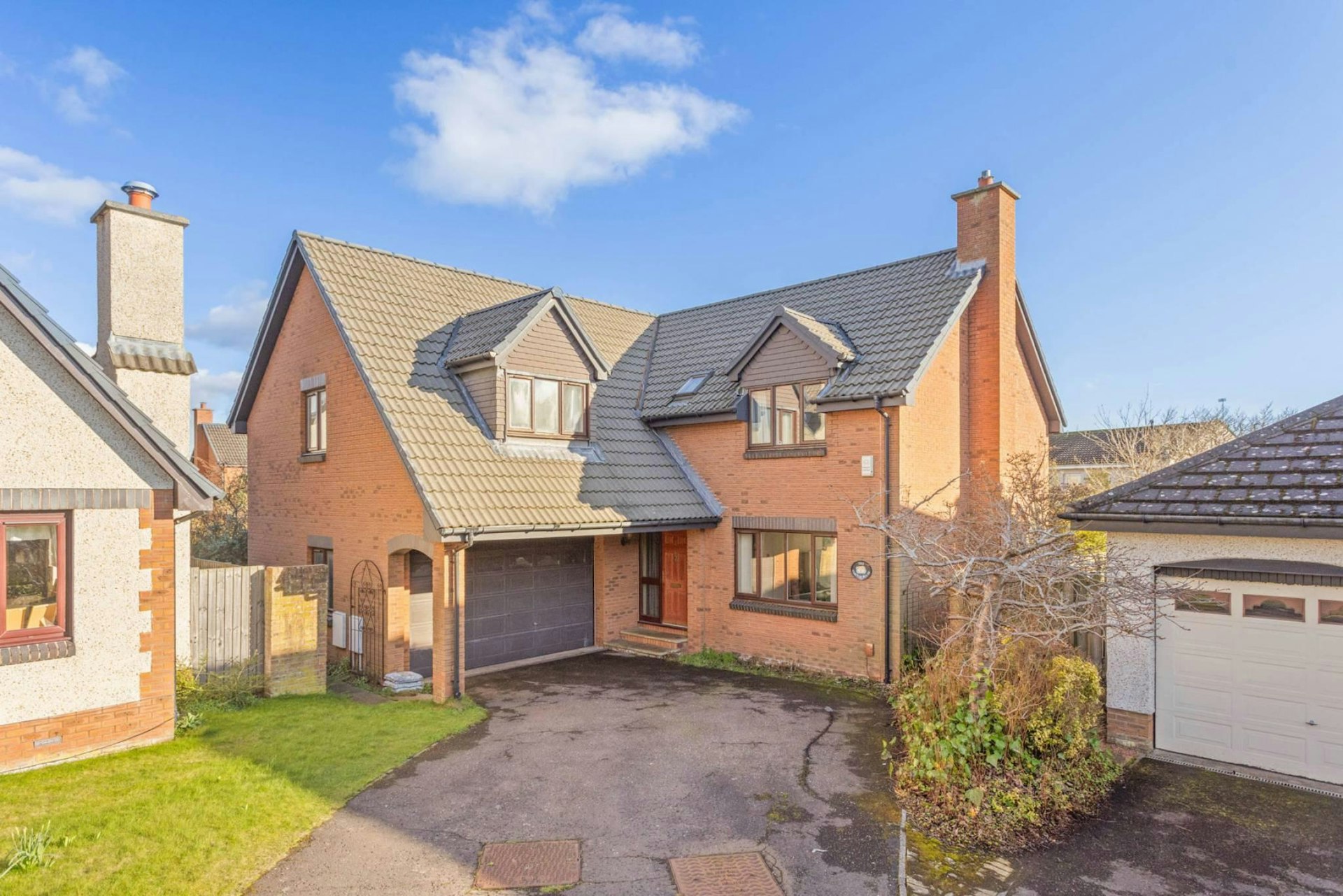 7 Netherbank View, Liberton, Edinburgh, EH16 6YY