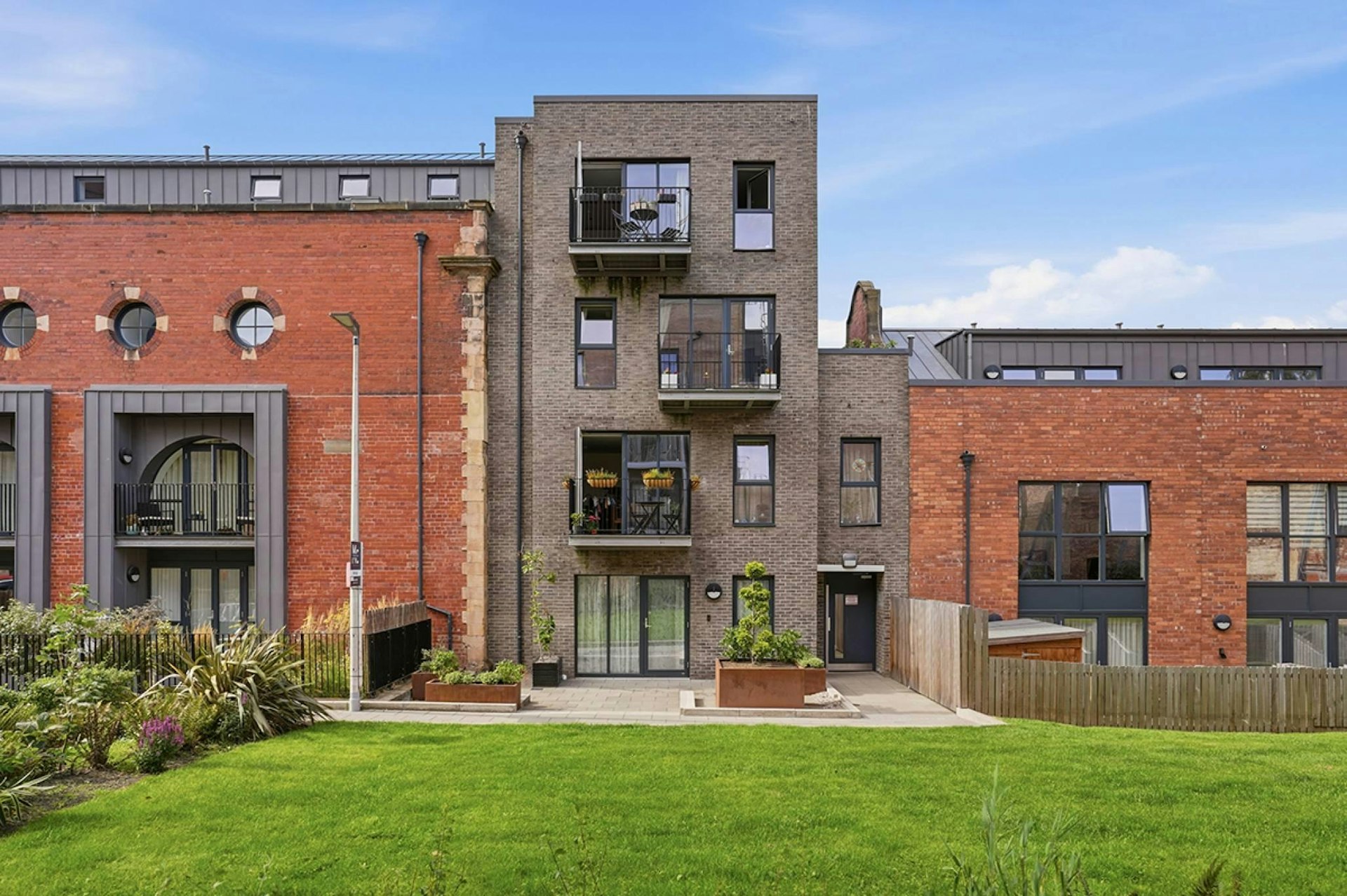 Flat 36, 32 Dryden Street, Leith, Edinburgh, EH7 4GQ