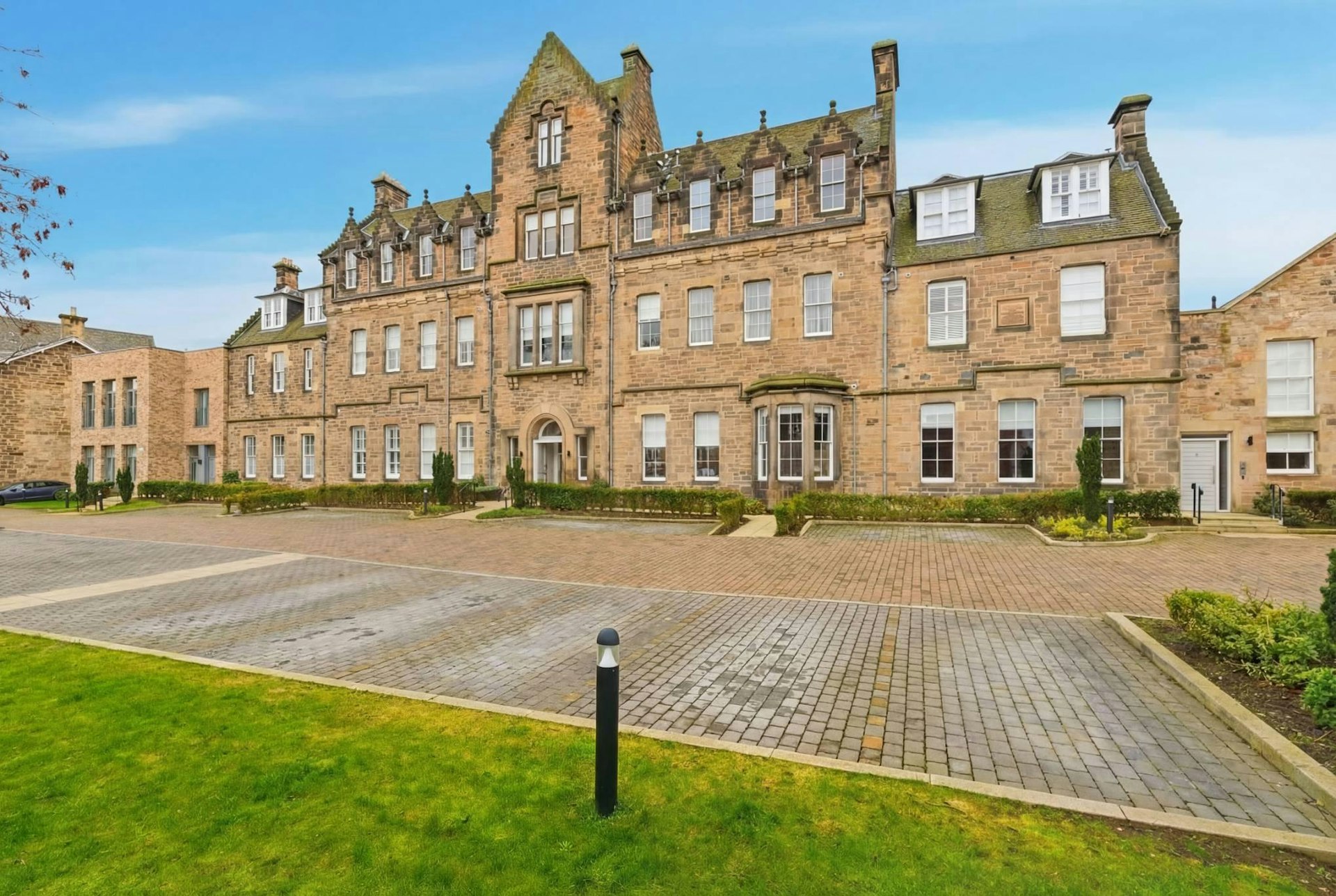 Flat 1 9 Gorgie Road, Edinburgh, EH11 2FA