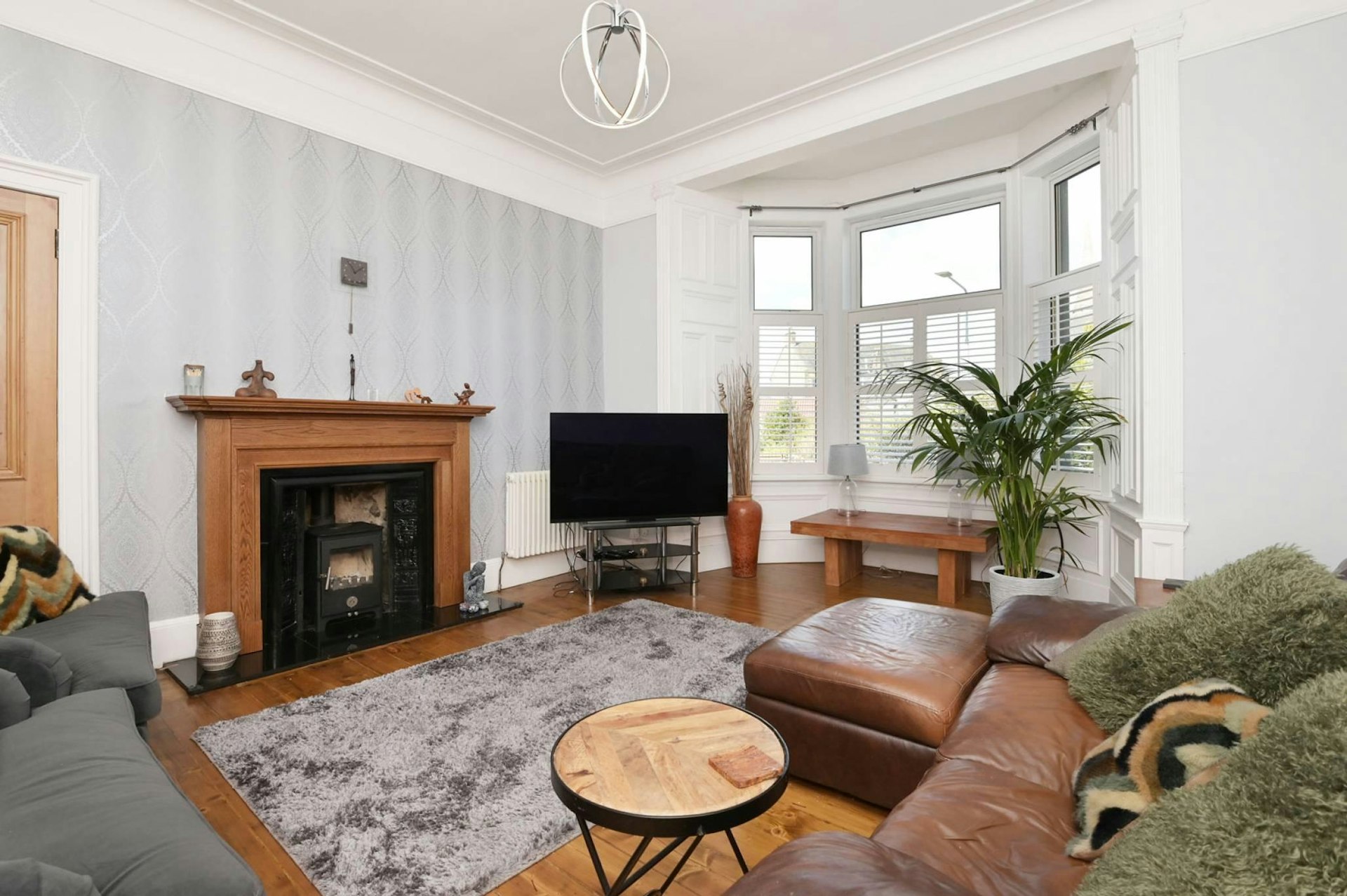 15 Harburn Road, West Calder, EH55 8AQ