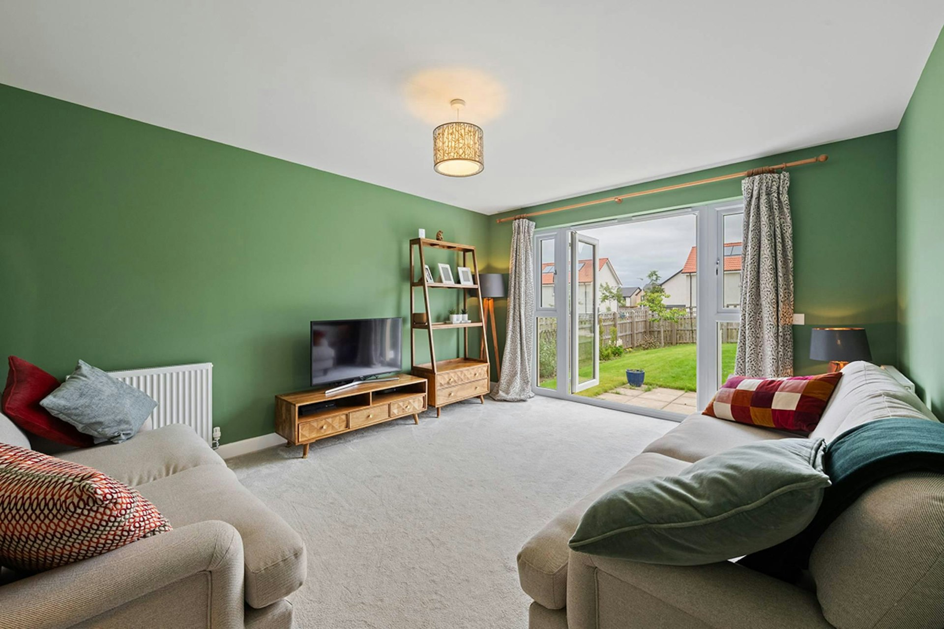 13 Adam Drive, Calderwood, East Calder, EH53 0PX