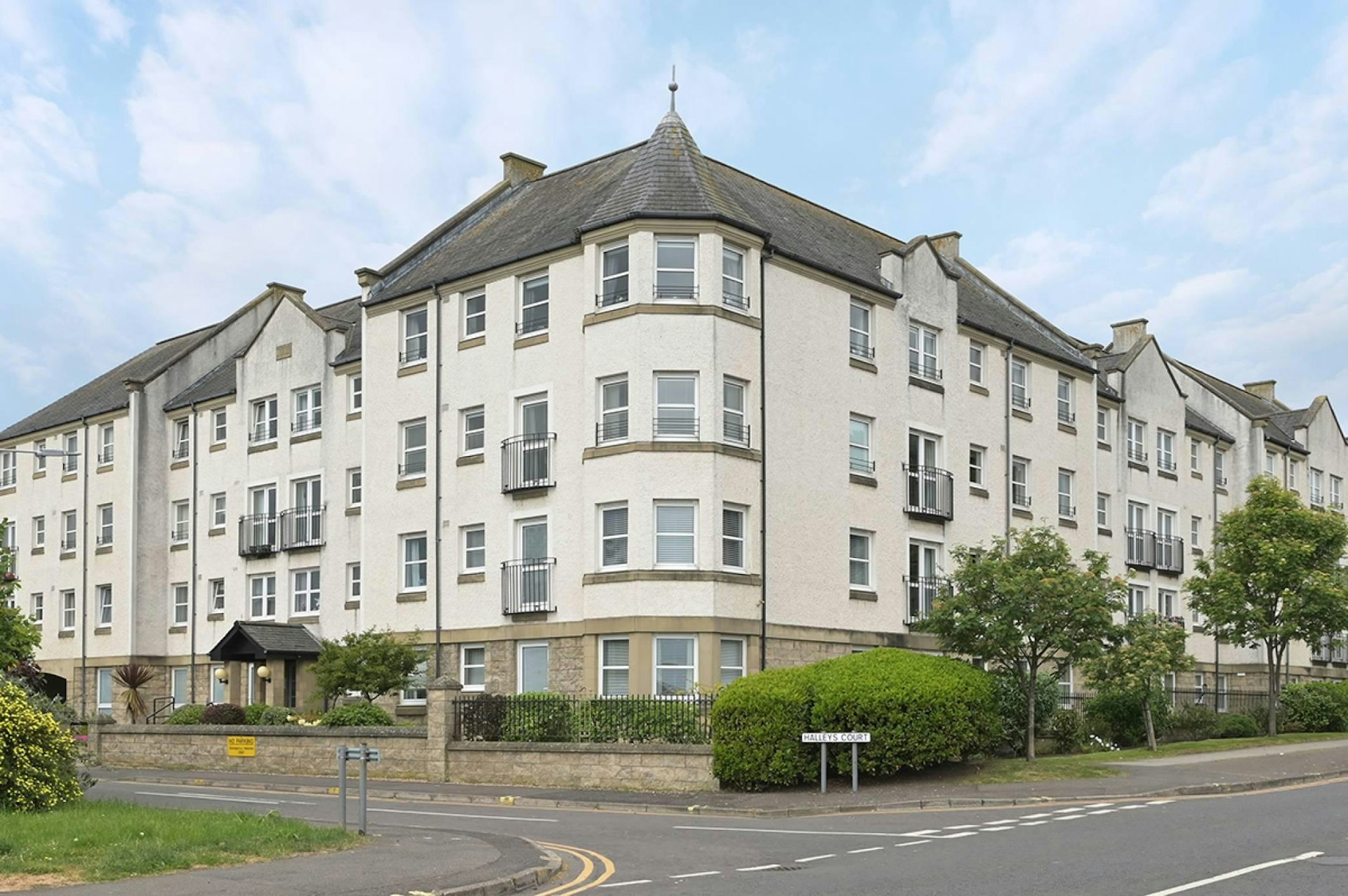 Flat 38 Sandford Gate 1 Halleys Court, Kirkcaldy, KY1 1NZ