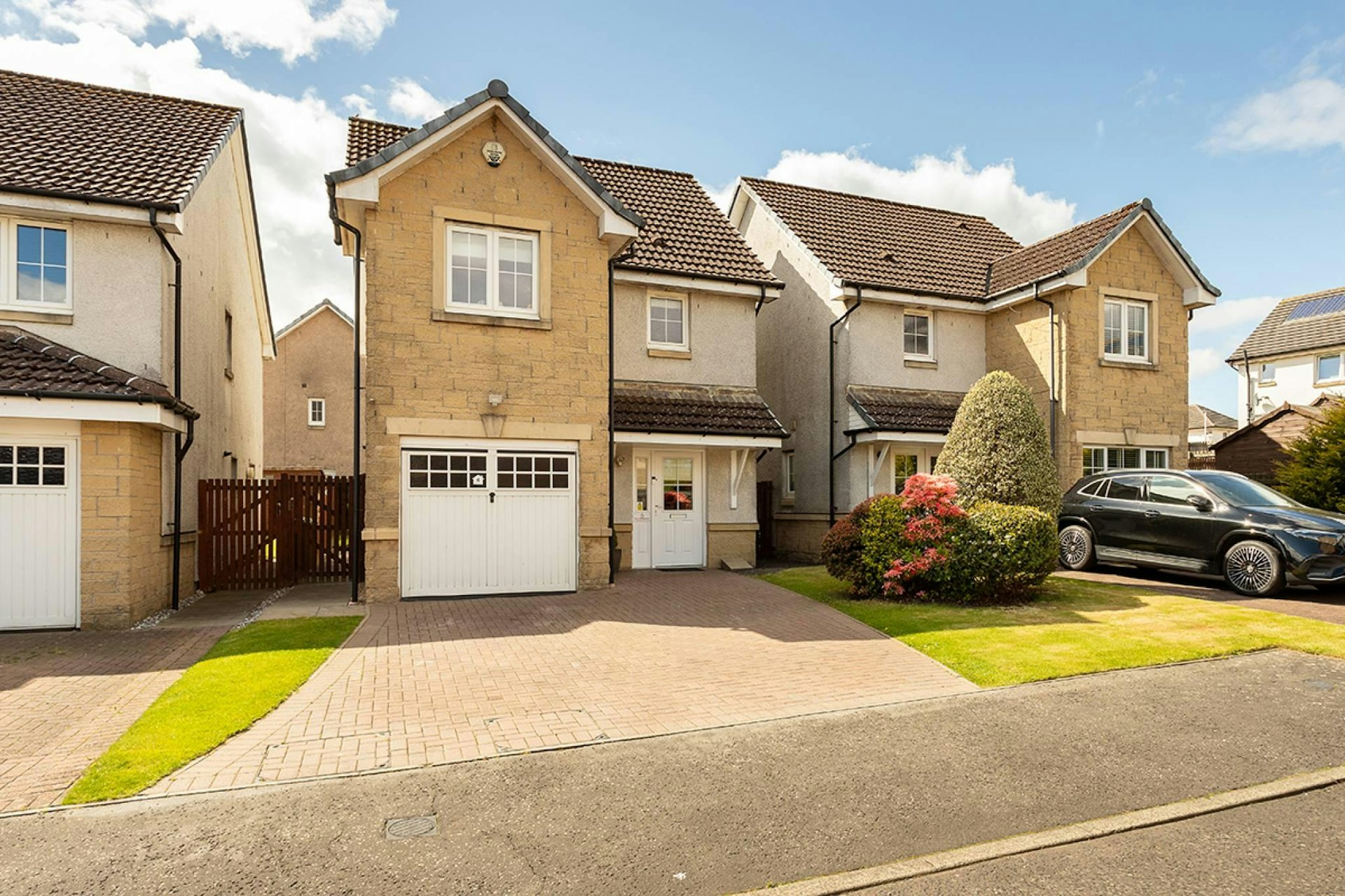 6 Gillespie Grove, Kirkcaldy, KY2 6ZU