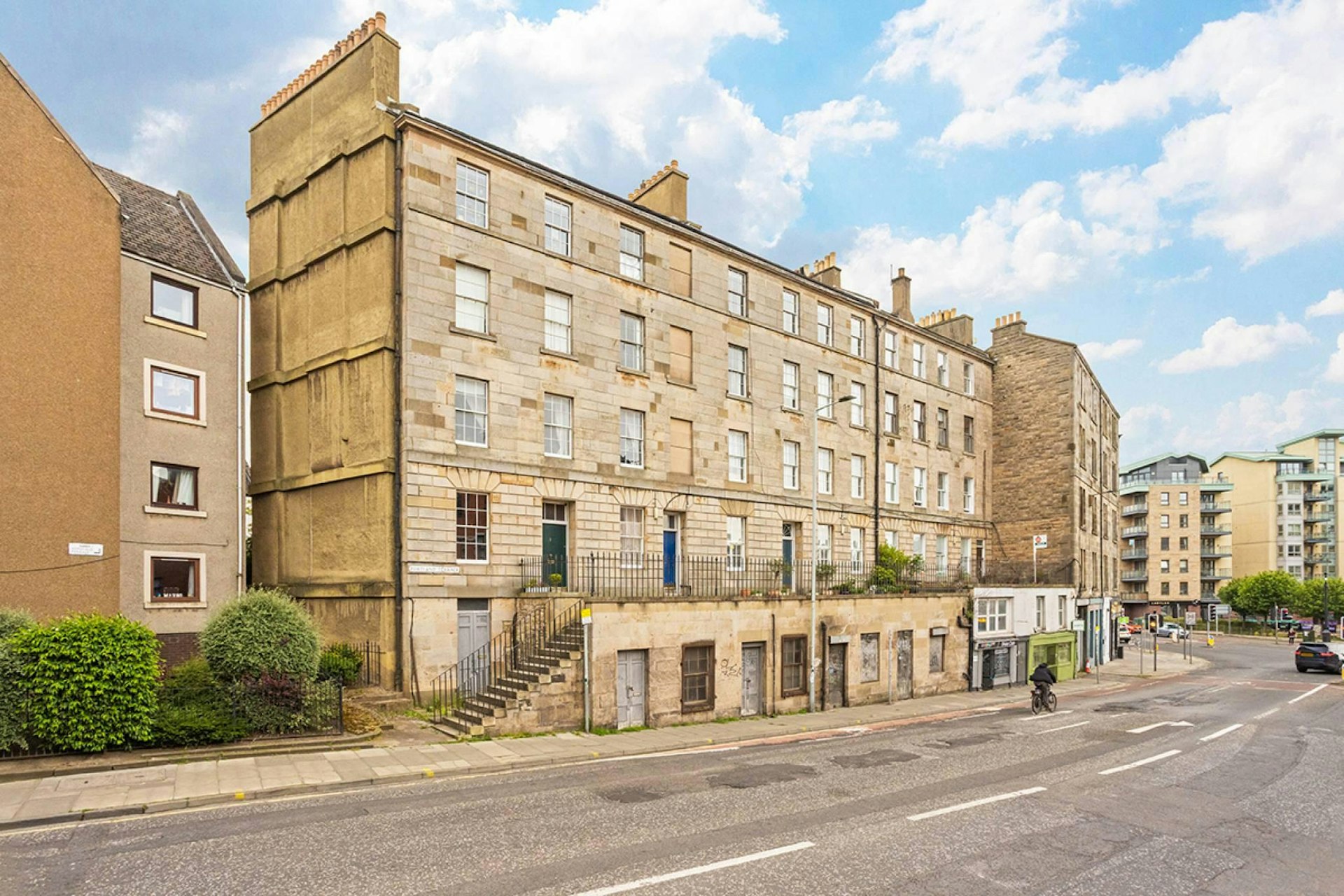 4-5 Portland Place, Edinburgh, EH6 6LA