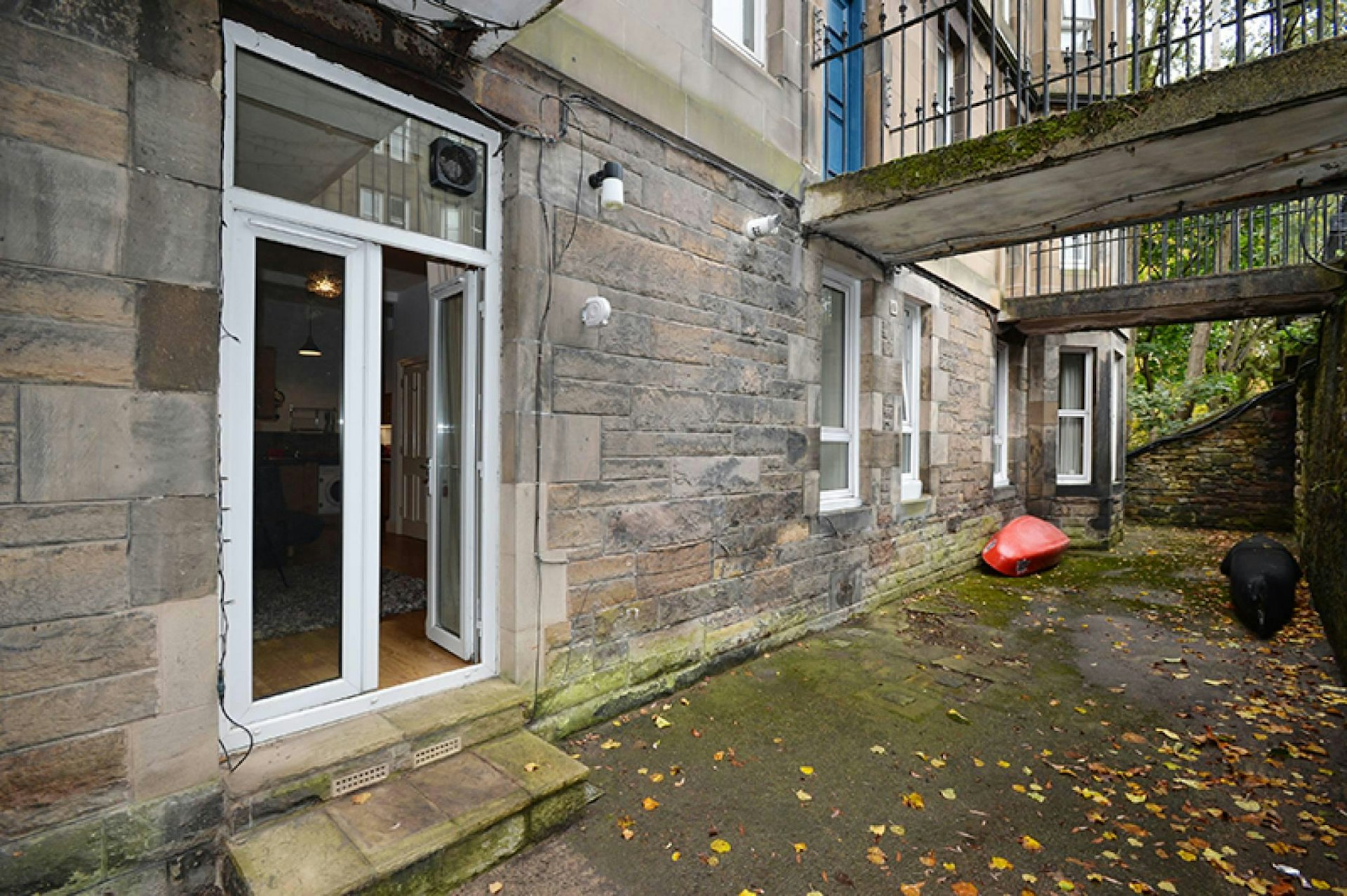 40/2 Harrison Road, Shandon, Edinburgh, EH11 1EQ McEwan Fraser Legal