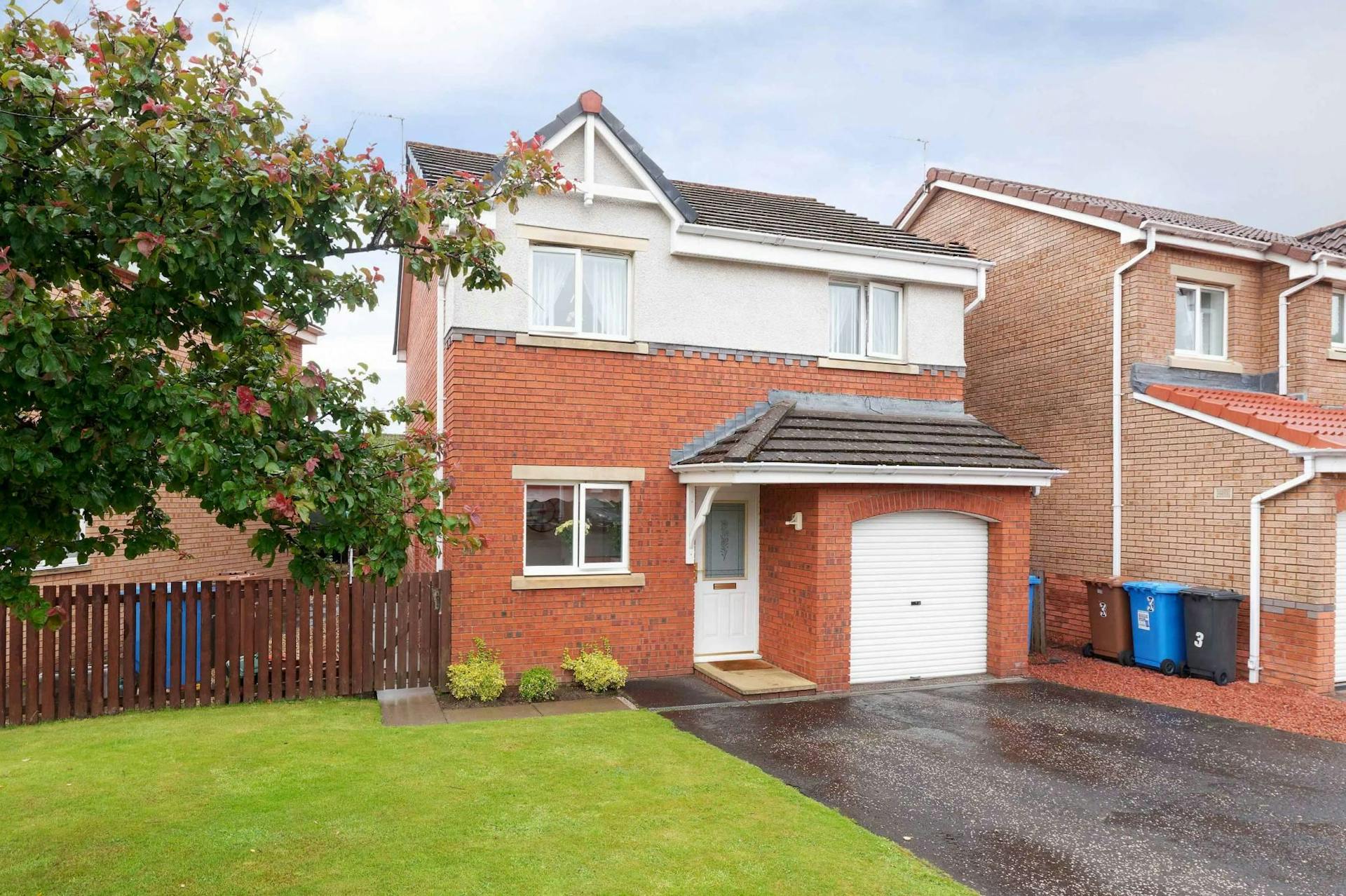 2 Ward Place, Eliburn, Livingston, EH54 6FB McEwan Fraser Legal
