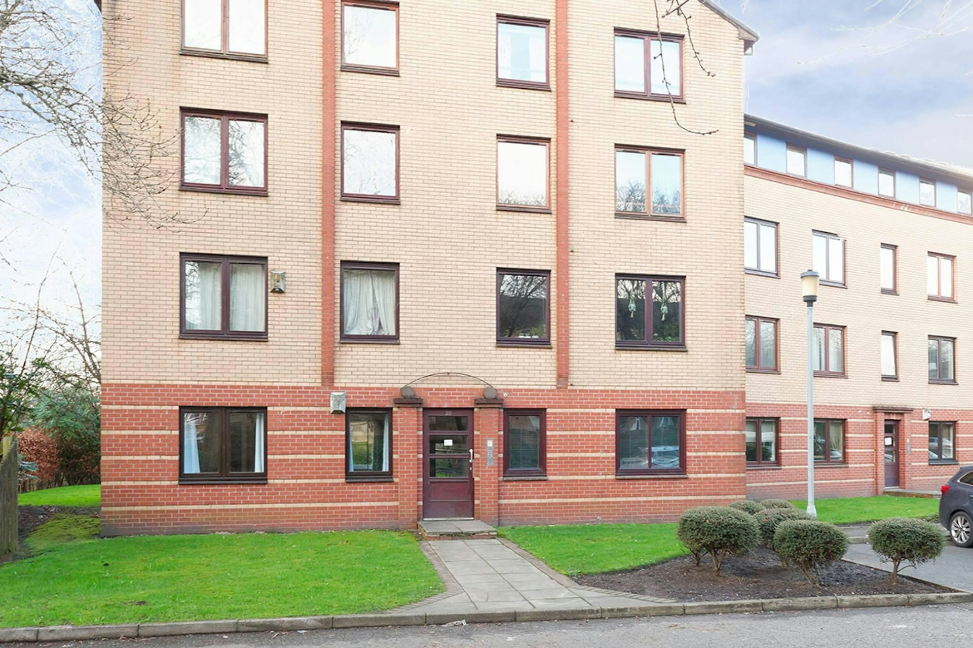 0 2 20 Plantation Park Gardens Glasgow G51 Mcewan Fraser