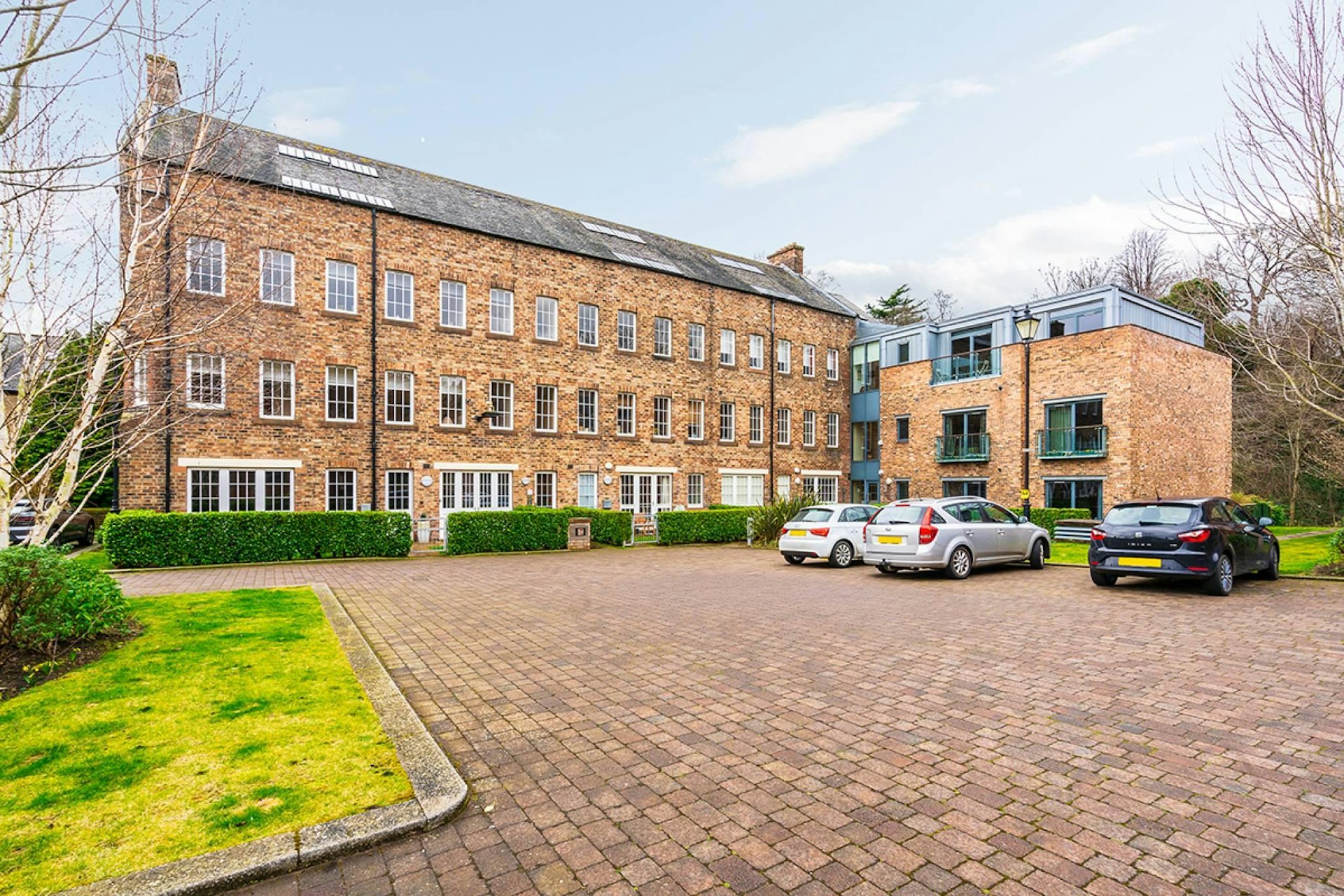 27/5 Sunbury Street, Dean Village, Edinburgh,… McEwan Fraser Legal