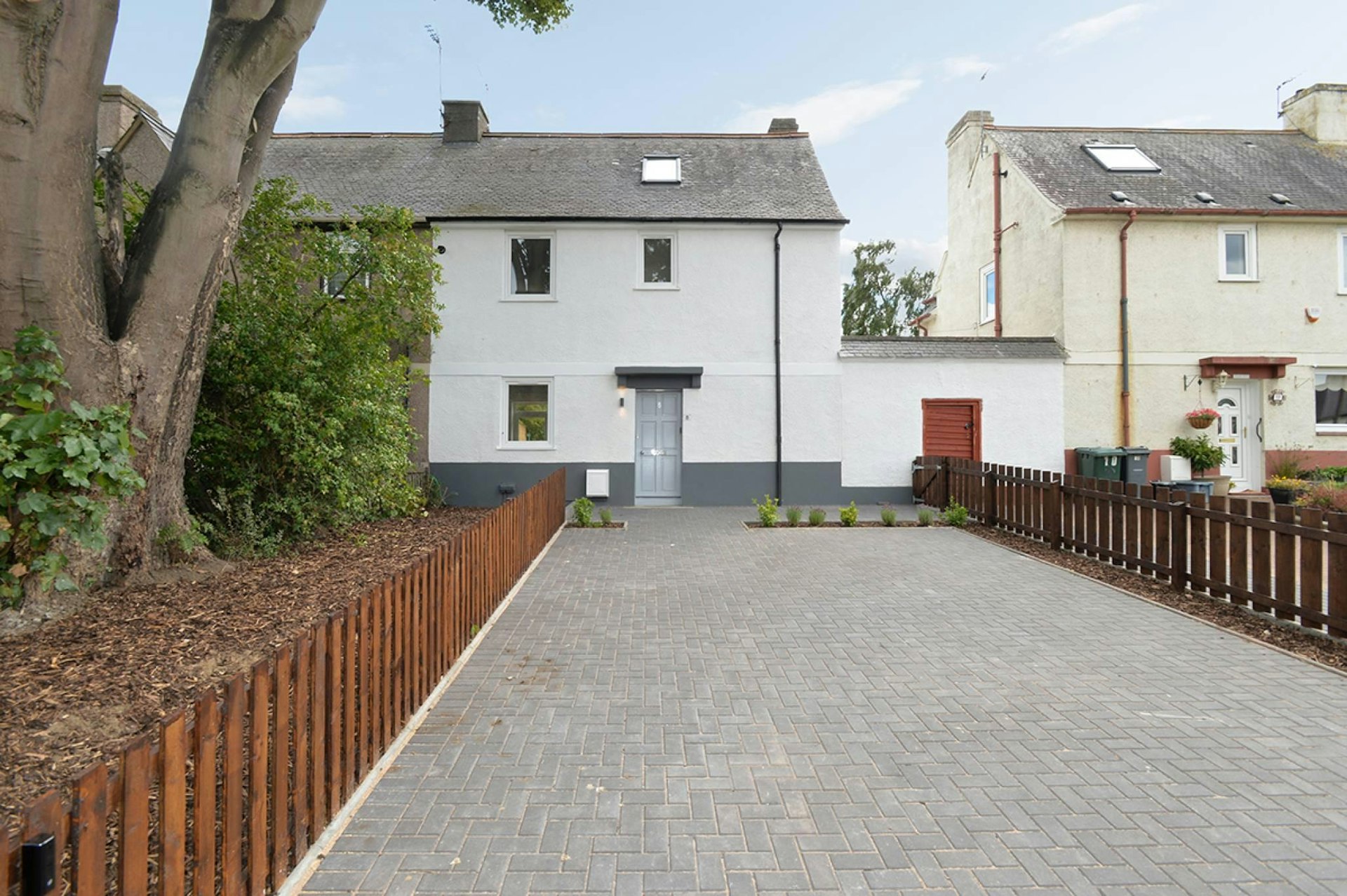 8 Boswall Parkway, Edinburgh, EH5 2BJ McEwan Fraser Legal