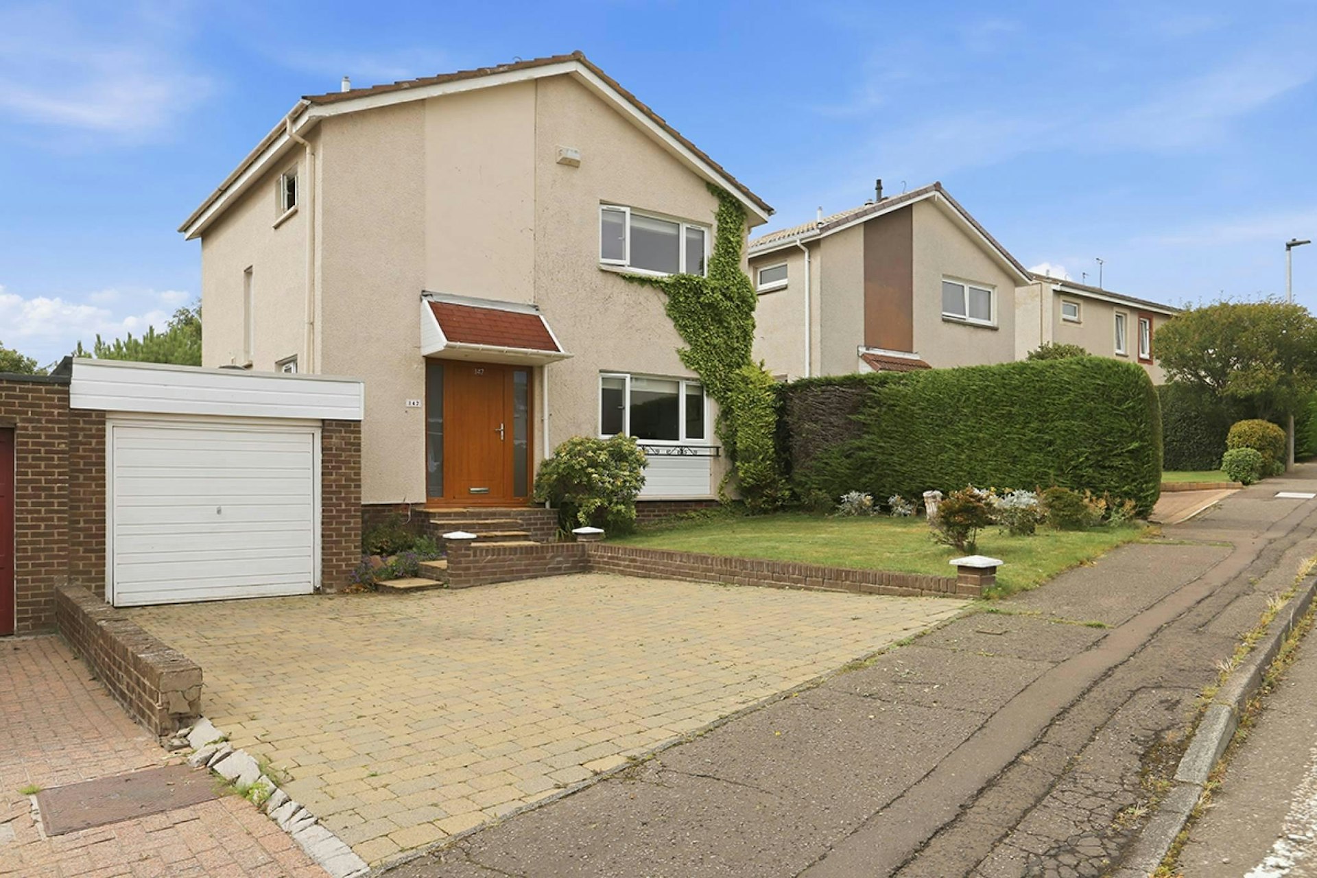 147 Howden Hall Drive, Howdenhall, Edinburgh, EH16 6YF