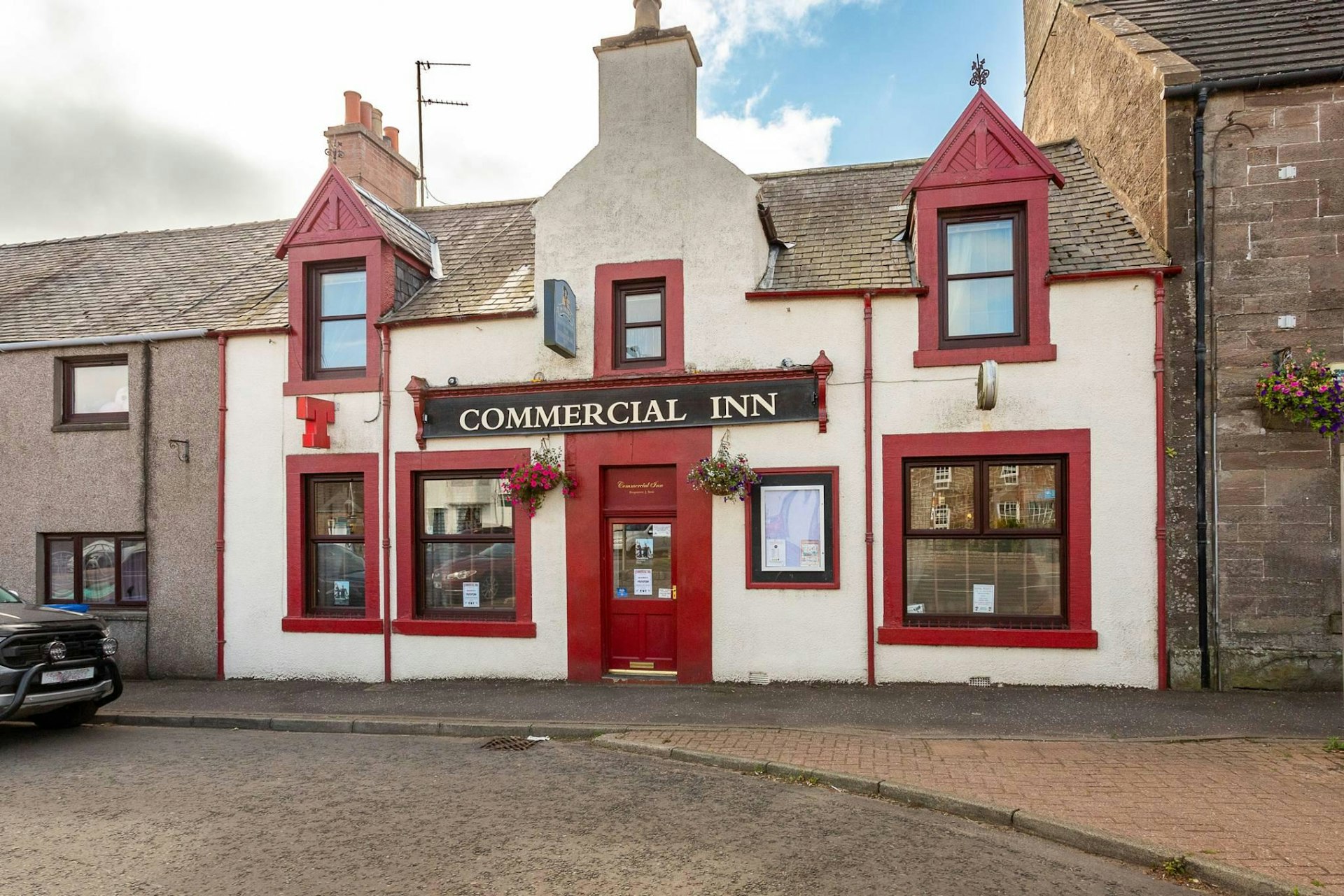 2 The Square, Letham, Forfar, DD8 2PZ