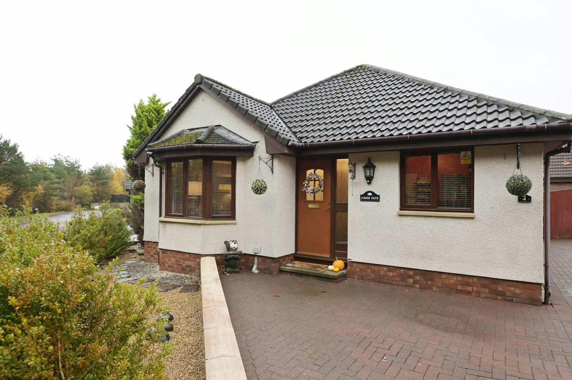 4 Rose Path, Bonnyrigg, EH19 3RP