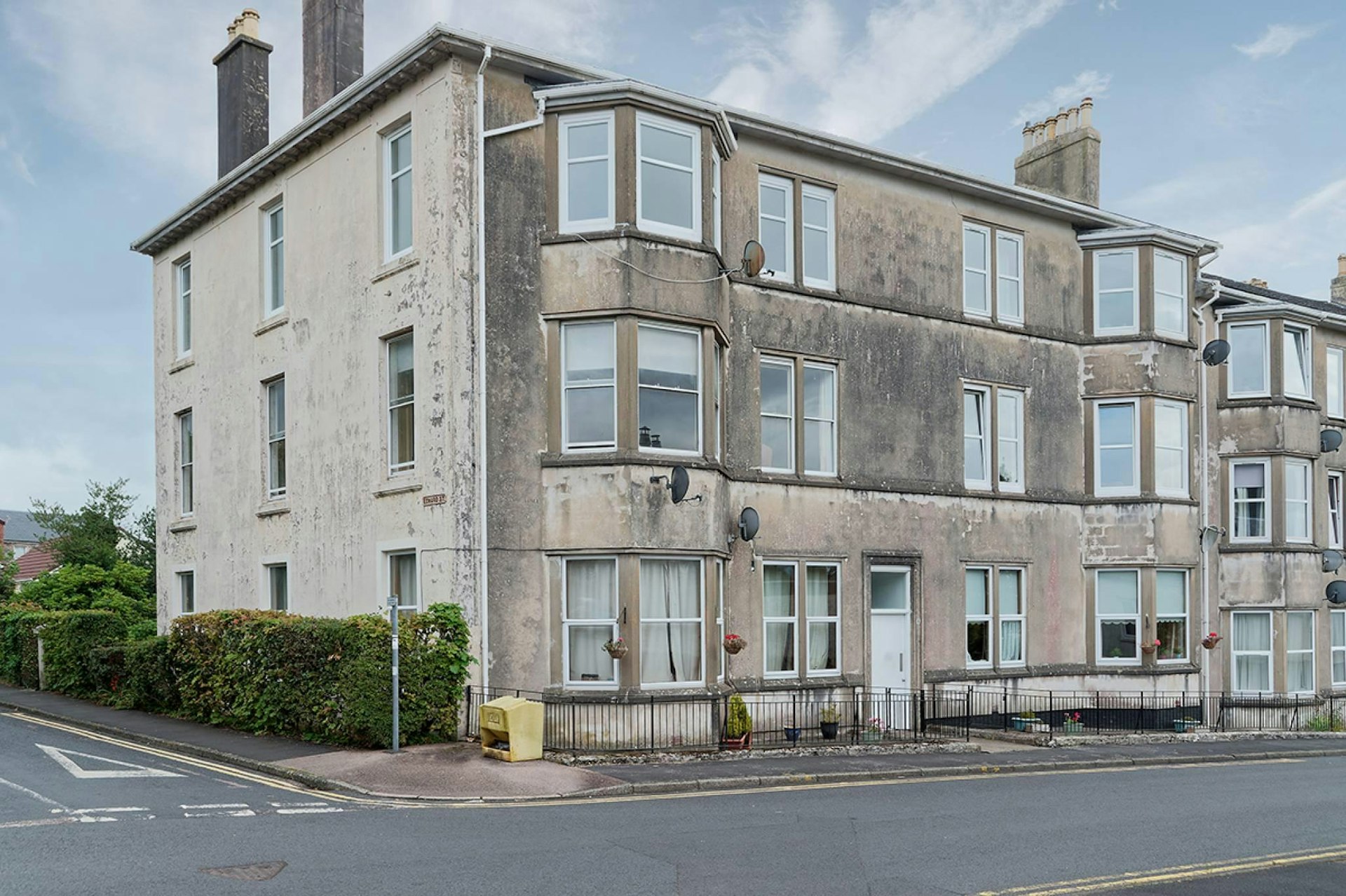 Flat 2/2, 4  Alexandria Terrace, William Street, Dunoon, PA23 7HZ