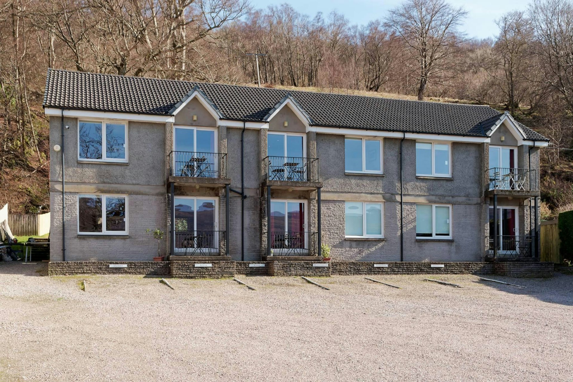 Lochside Apartments Achintore Road, Fort William, PH33 6RW