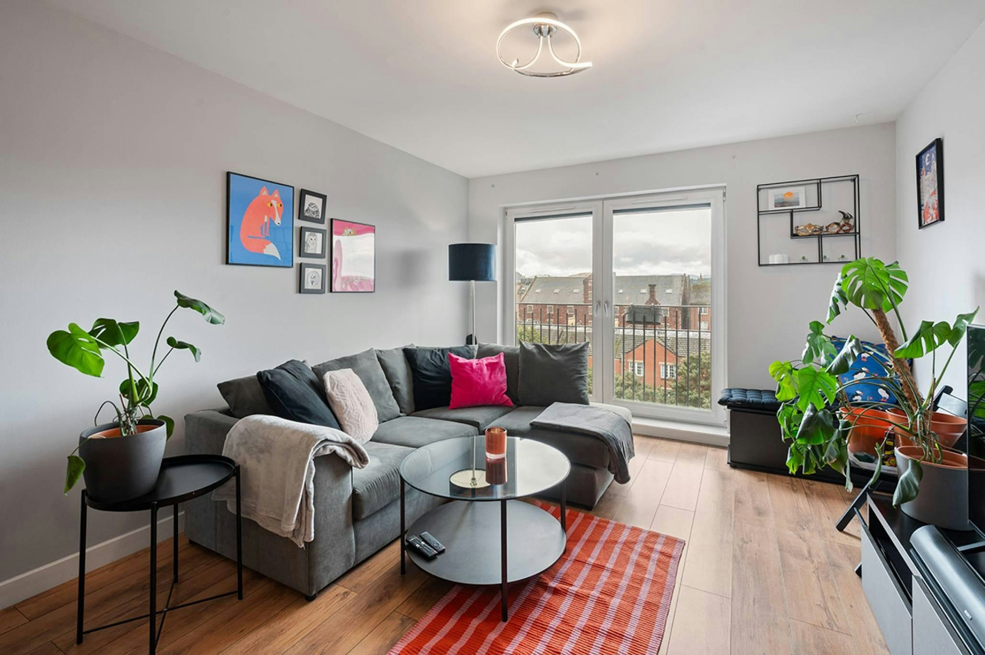 Flat 28, 3 Salamander Court, Leith, Edinburgh, EH6 7JE