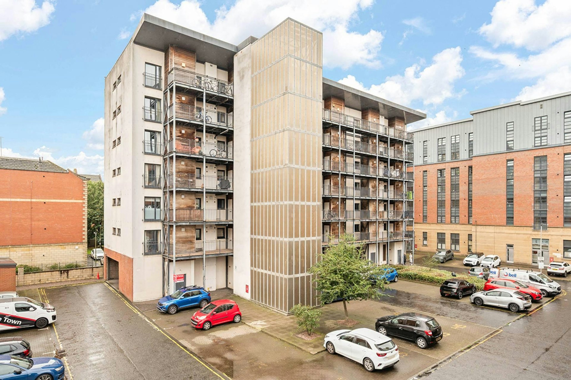 Flat 28, 3 Salamander Court, Leith, Edinburgh, EH6 7JE