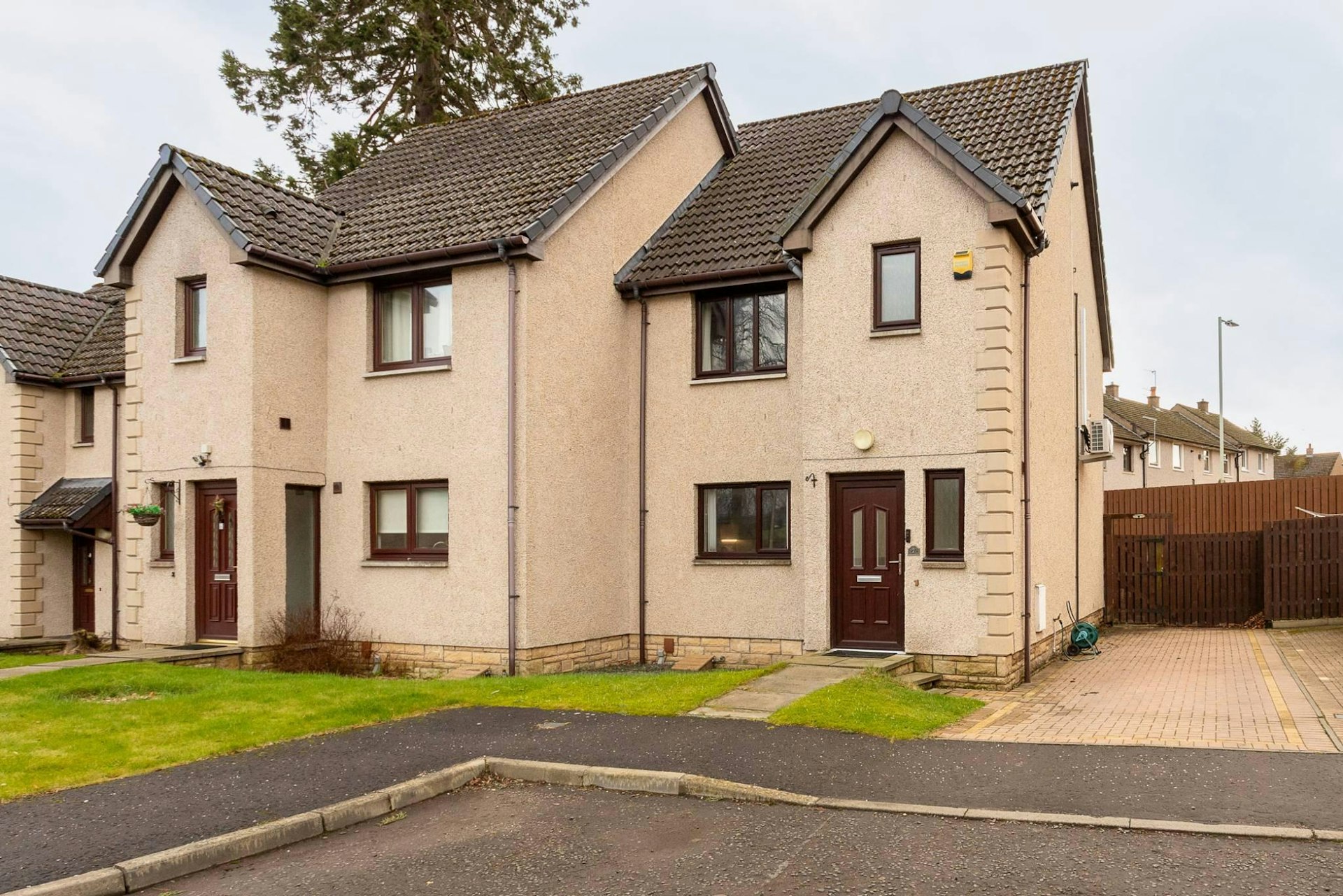 7 Rannochmoor Gardens, Dundee, DD3 9SJ