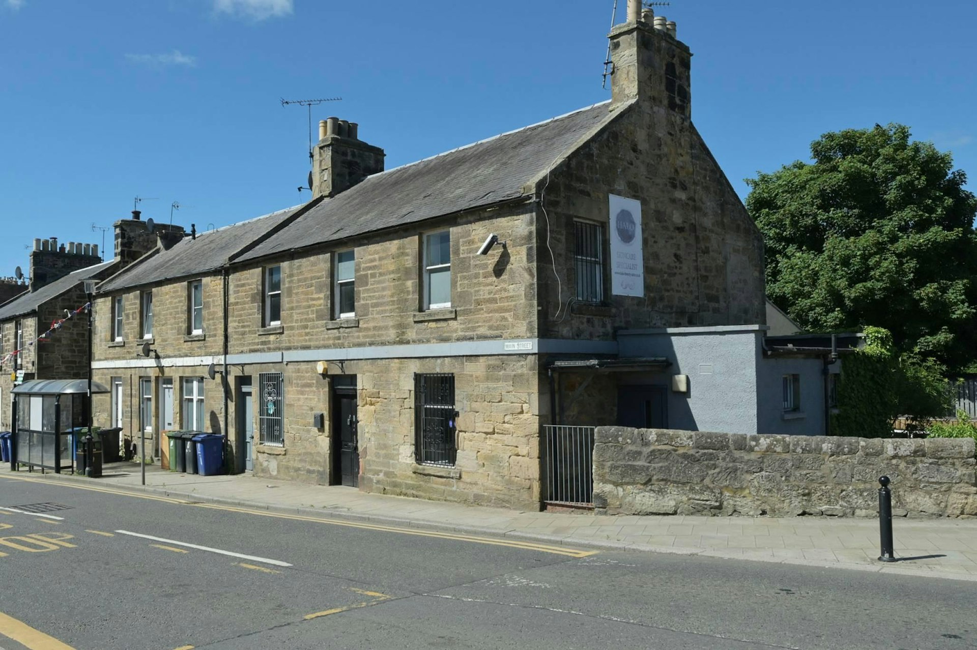 2 Main Street, Gorebridge, EH23 4BY