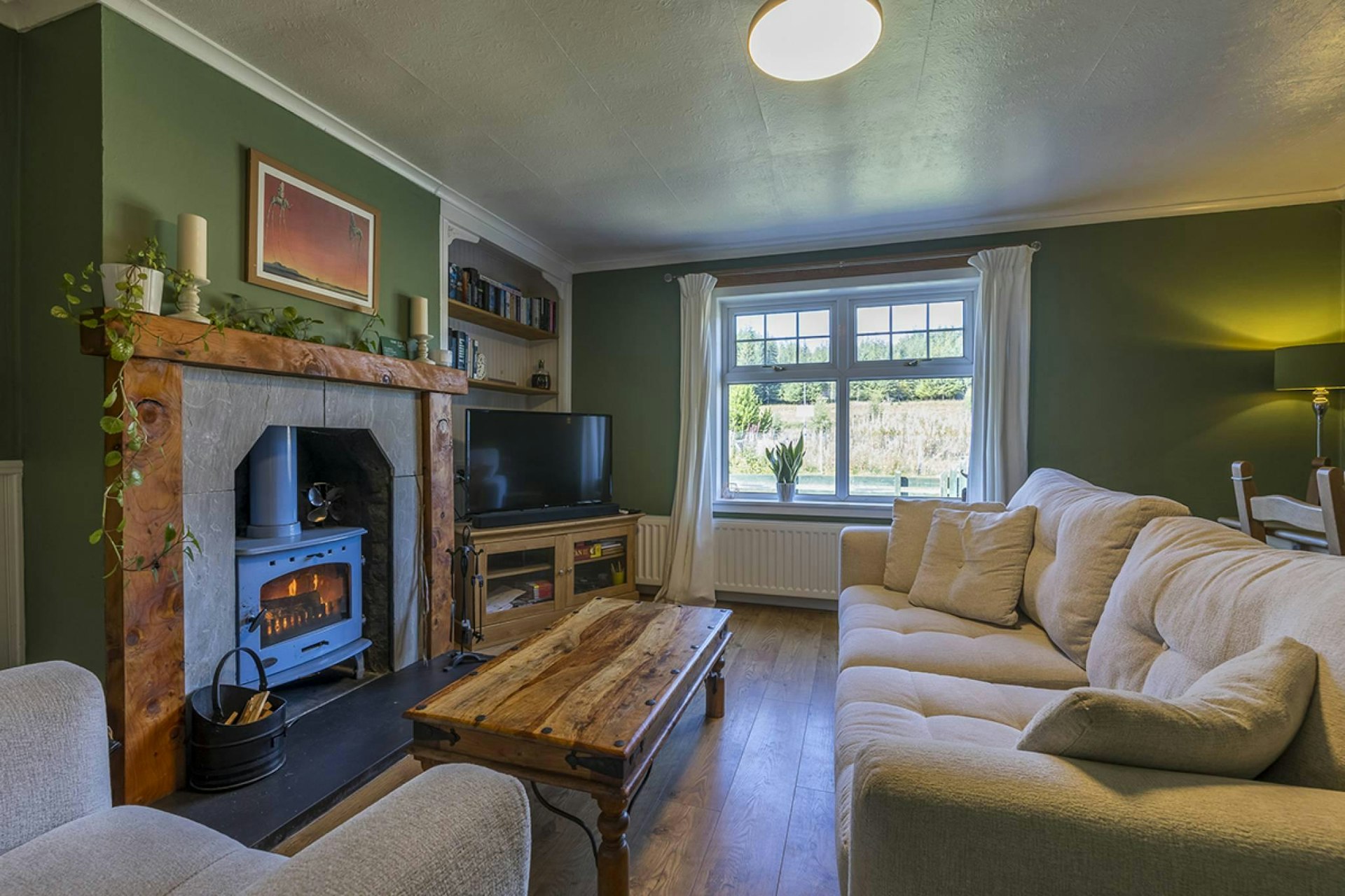 2 Station Cottages, Dalwhinnie, PH19 1AB