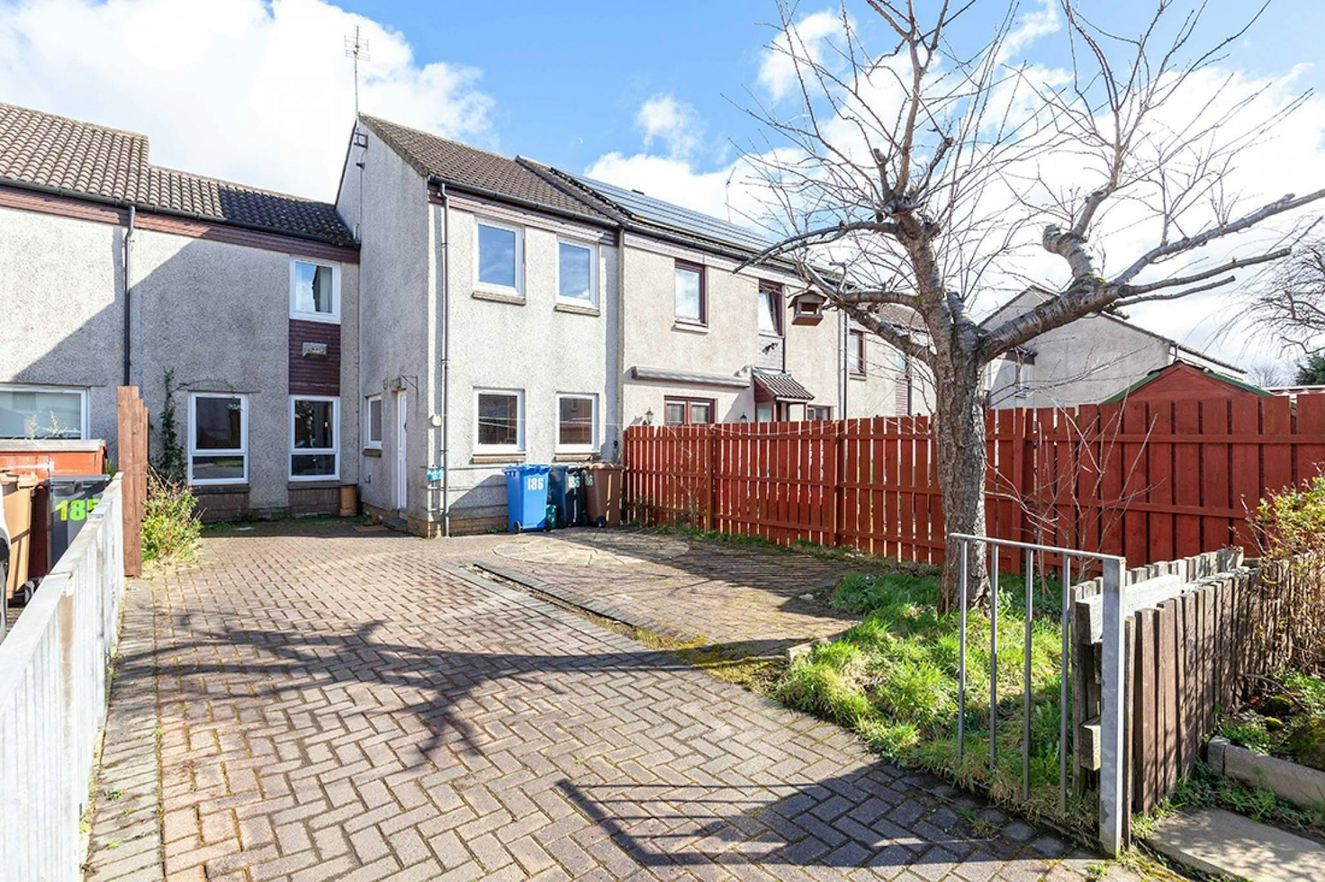 186 Sutherland Way, Livingston, EH54 8JA McEwan Fraser Legal