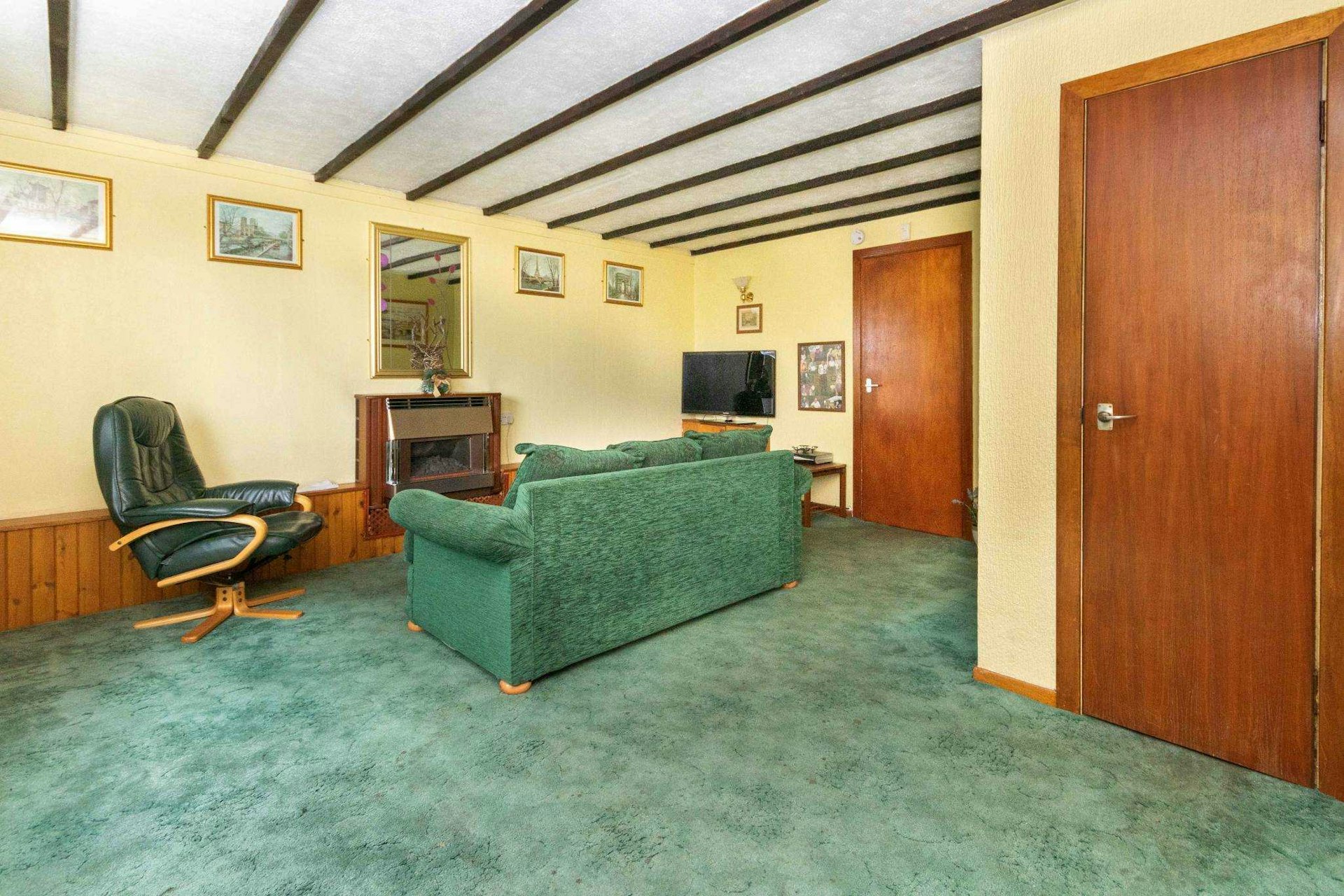 32 Canmore Street, Forfar, Angus, DD8 3HT McEwan Fraser Legal