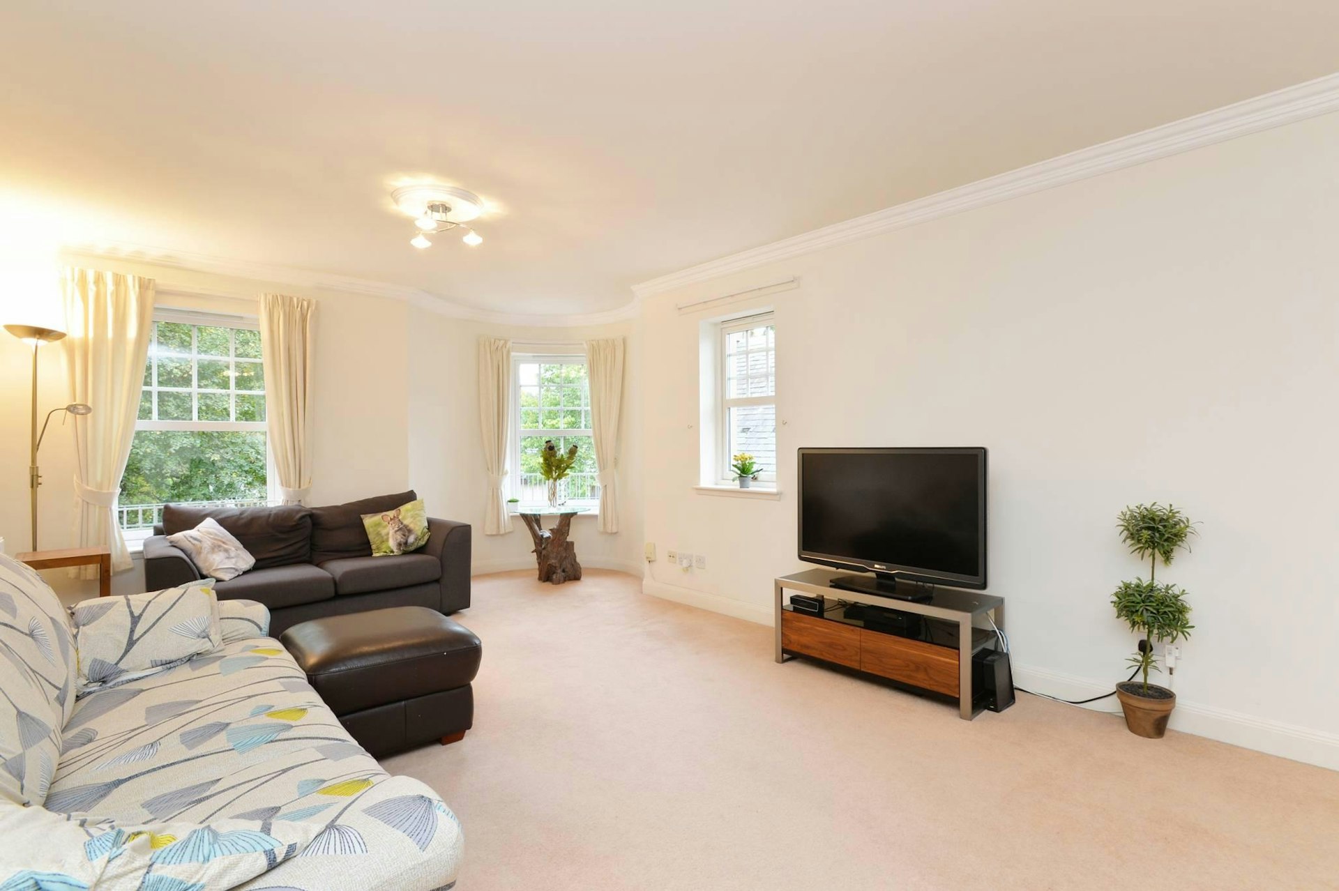 4 West Mill Bank, Colinton, Edinburgh, EH13 0QT McEwan Fraser Legal