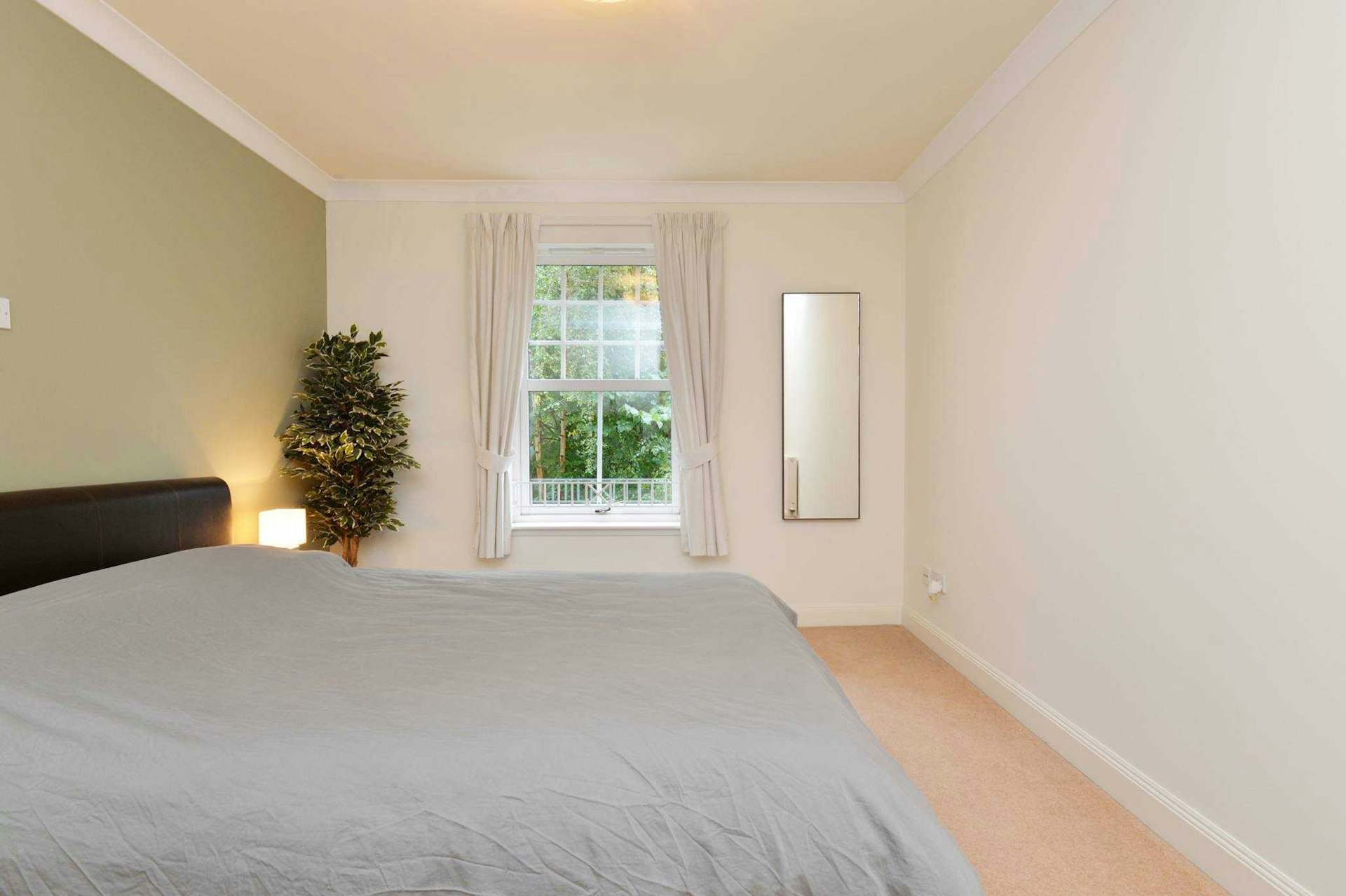 4 West Mill Bank, Colinton, Edinburgh, EH13 0QT McEwan Fraser Legal