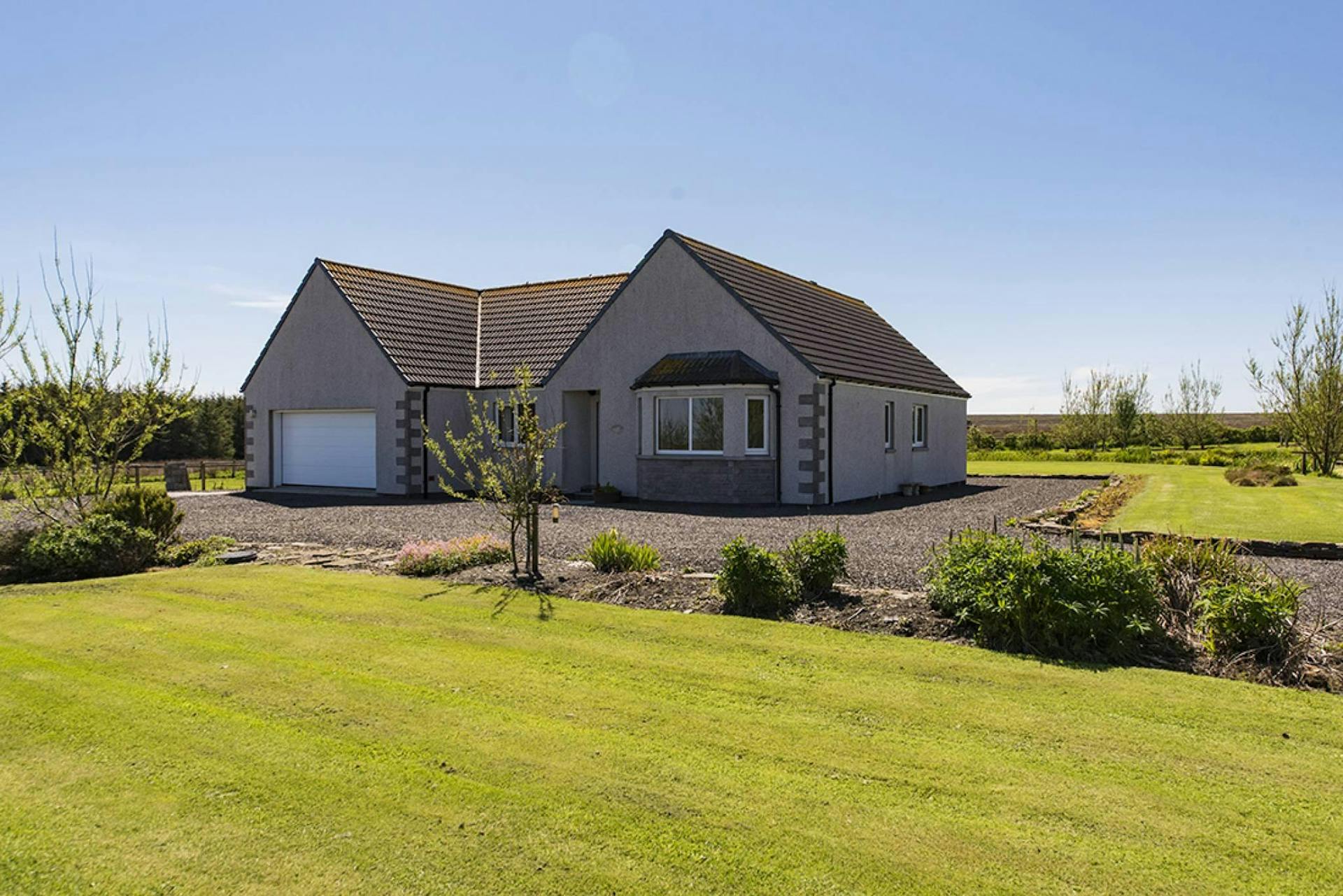 Ladybird Cottage Auckengill, Caithness, KW1 4XP McEwan Fraser Legal