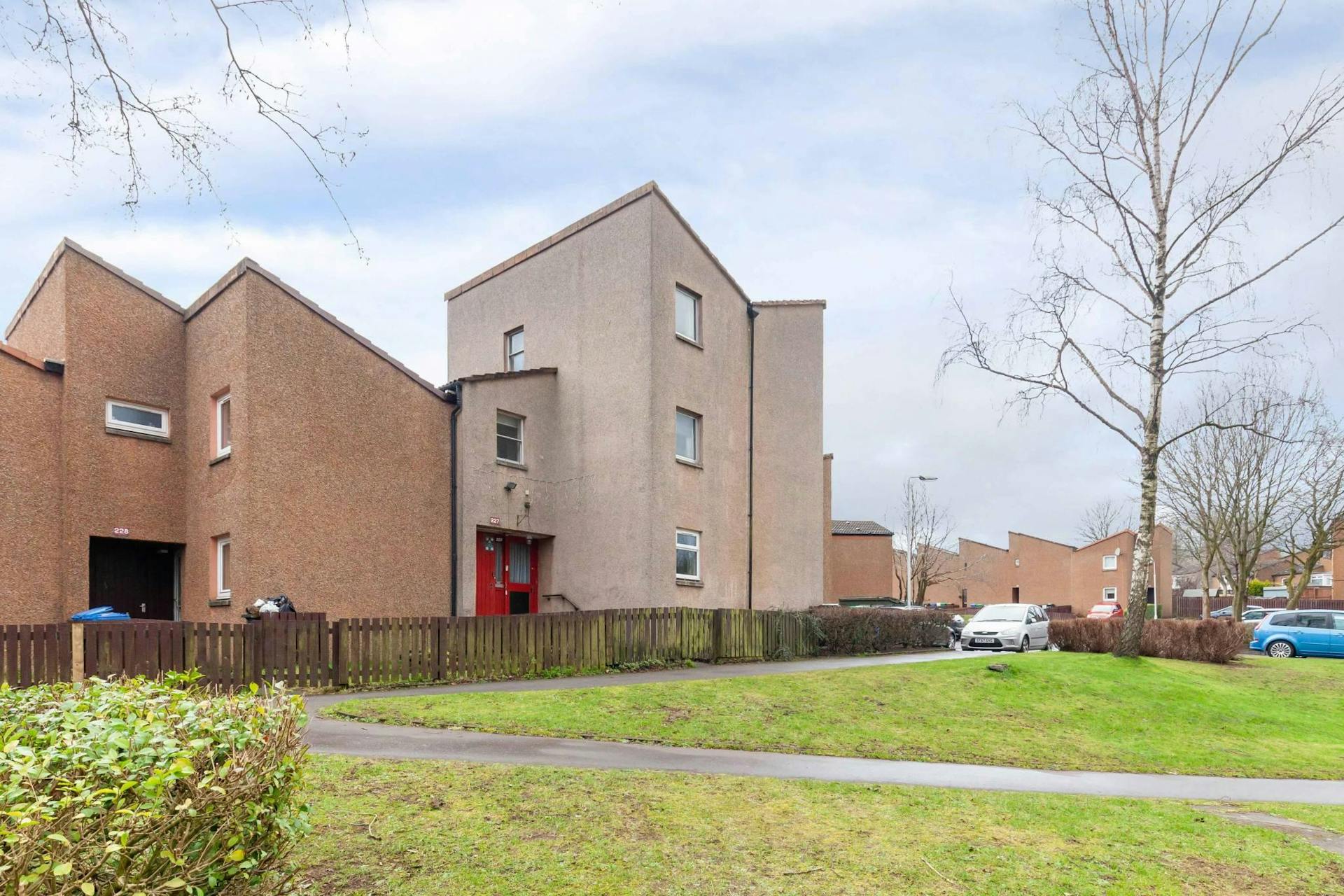 227 Claymore Drive, Glenrothes, KY7 6TQ McEwan Fraser Legal