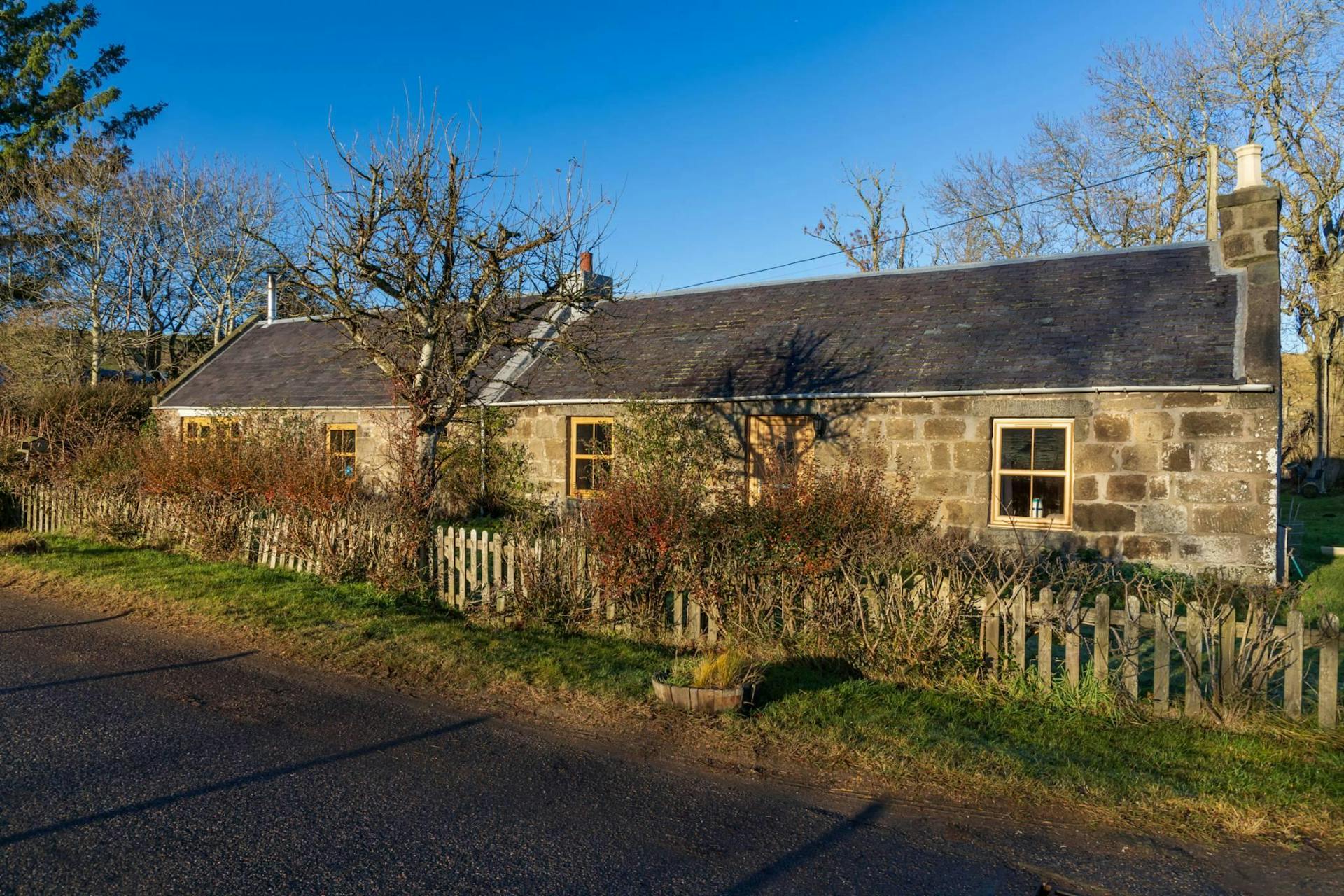 Essie Cottage, Rhynie, Huntly, AB54 4HN McEwan Fraser Legal