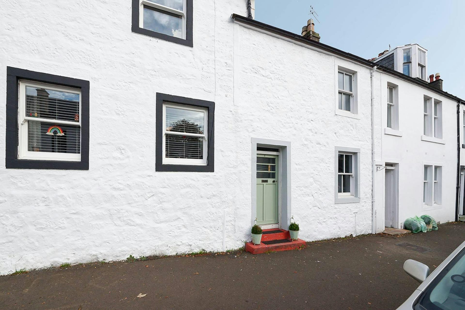 5 Low Barholm, Kilbarchan, Johnstone, PA10 2ES McEwan Fraser Legal