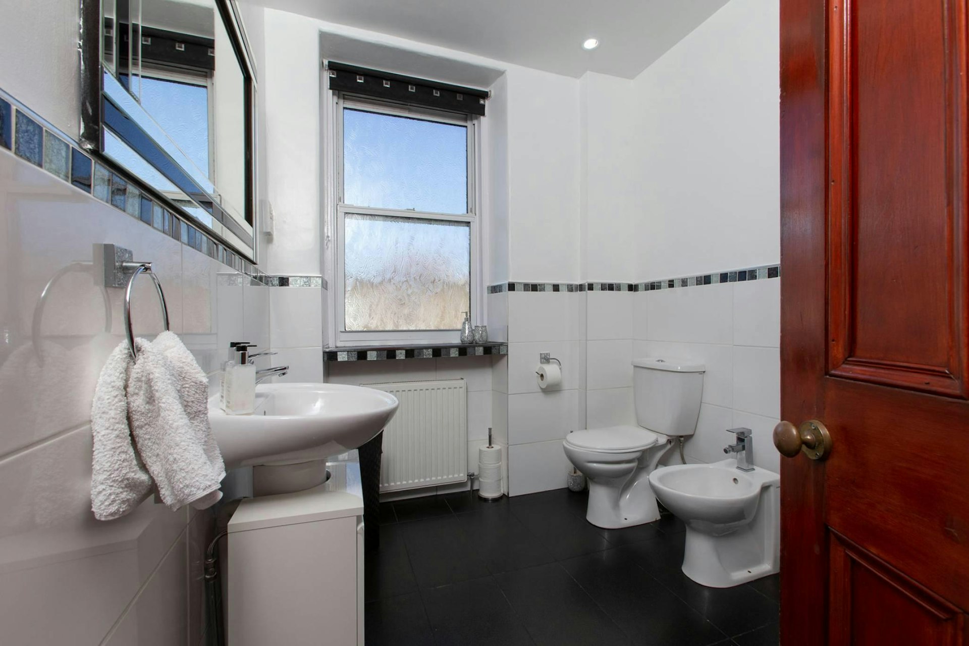 10 Dudley Avenue, Trinity, Edinburgh, EH6 4PN McEwan Fraser Legal