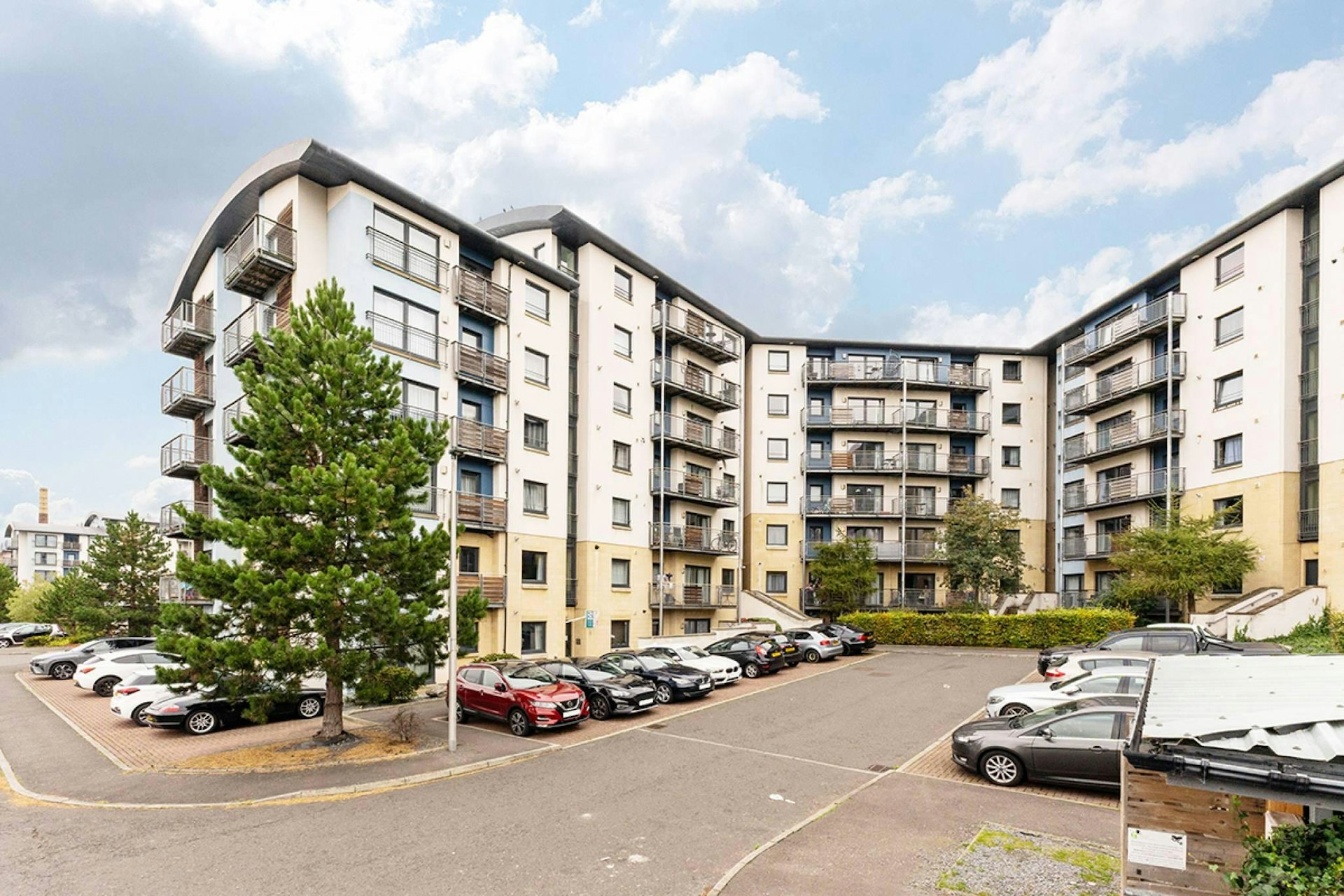 Flat 12, 2 Drybrough Crescent, Edinburgh, EH16 4FB