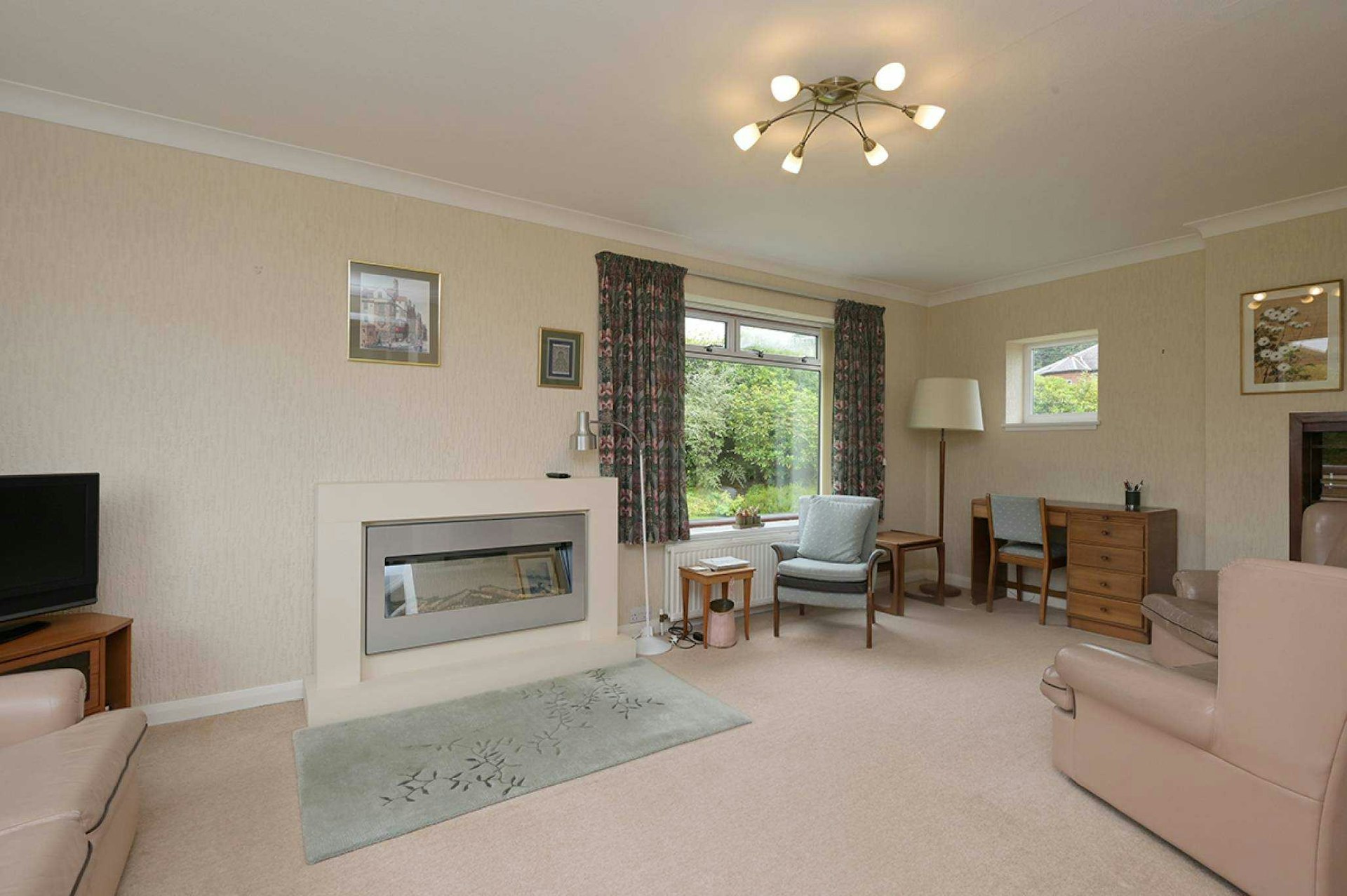 11 Torphin Road, Bonaly, Edinburgh, EH13 0HN