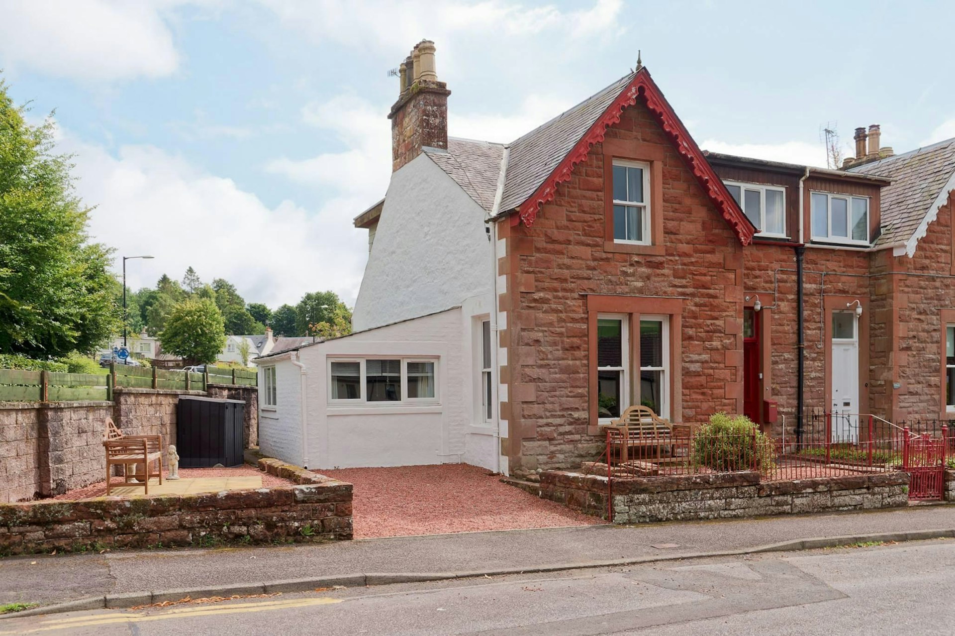 1 Mearsdale Park, Moffat, DG10 9HZ