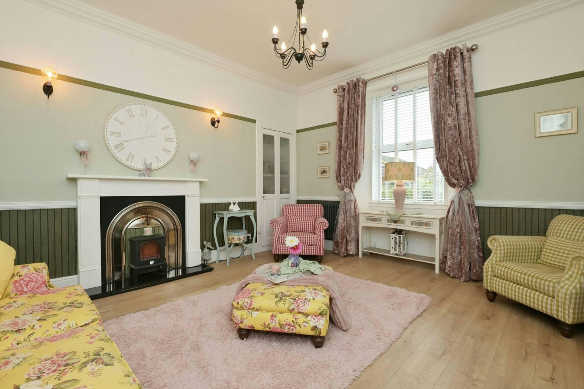 209 Main Street, East Calder, Livingston, EH53 0EN