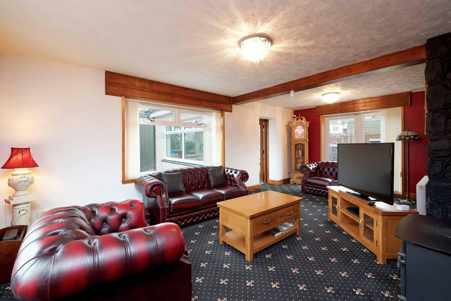 40b Drakemyre, Dalry, KA24 5JE
