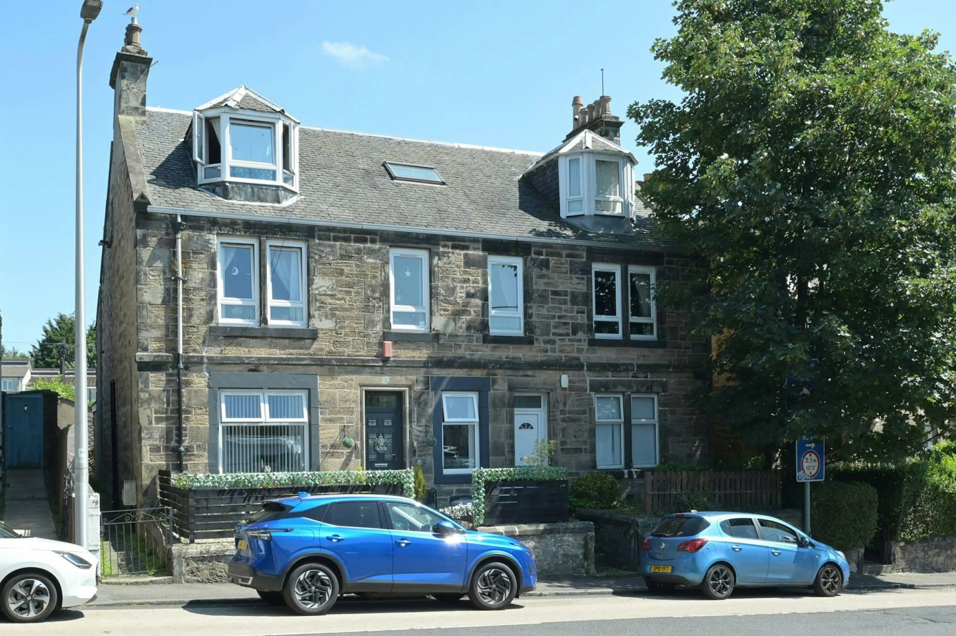 80 Dunnikier Road, Kirkcaldy, KY2 5AW