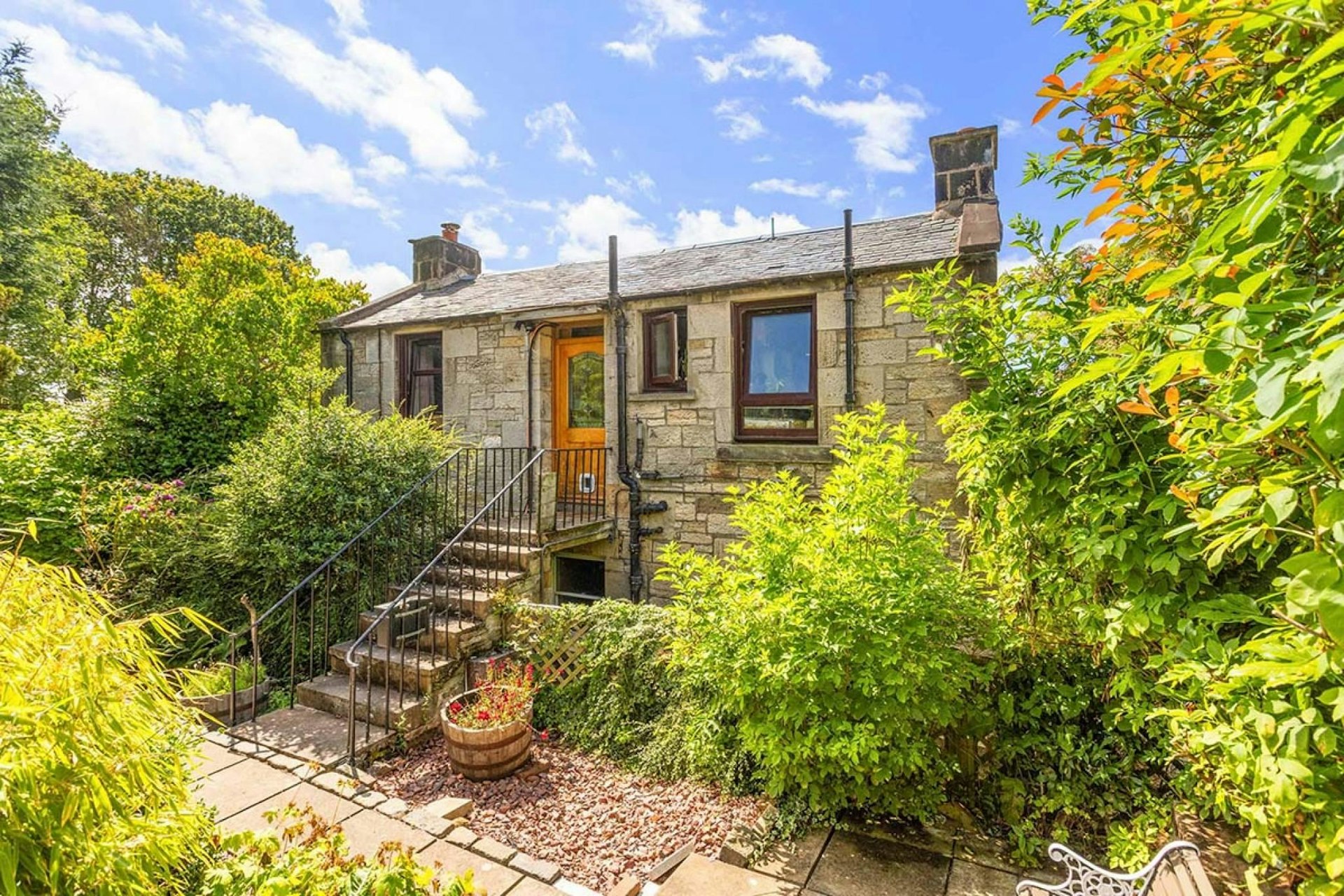 15 Lower Bonnybank Road, Gorebridge, EH23 4DA