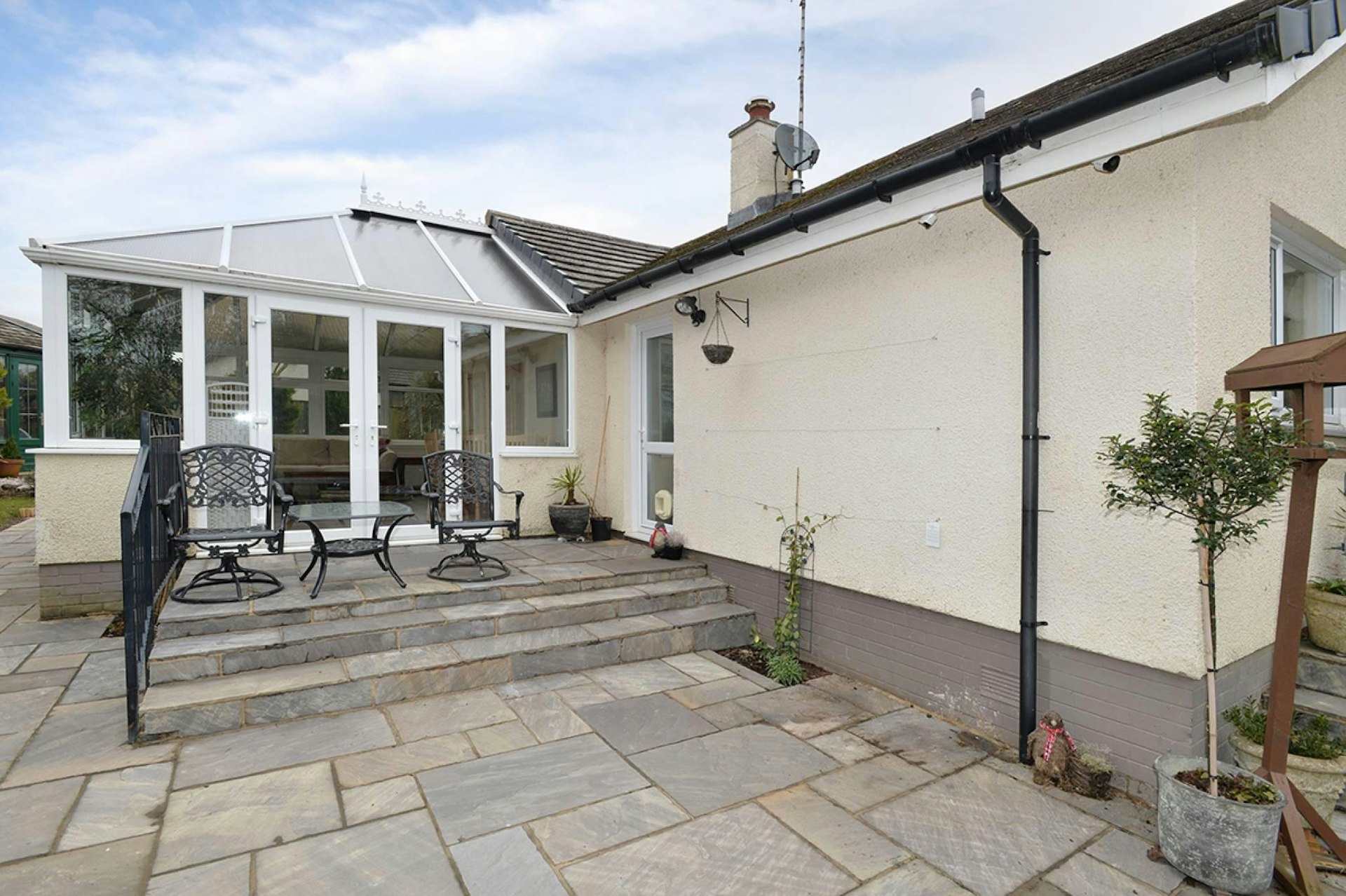 4 Woodfield Park, Bilston, Roslin, EH25 9SZ McEwan Fraser Legal